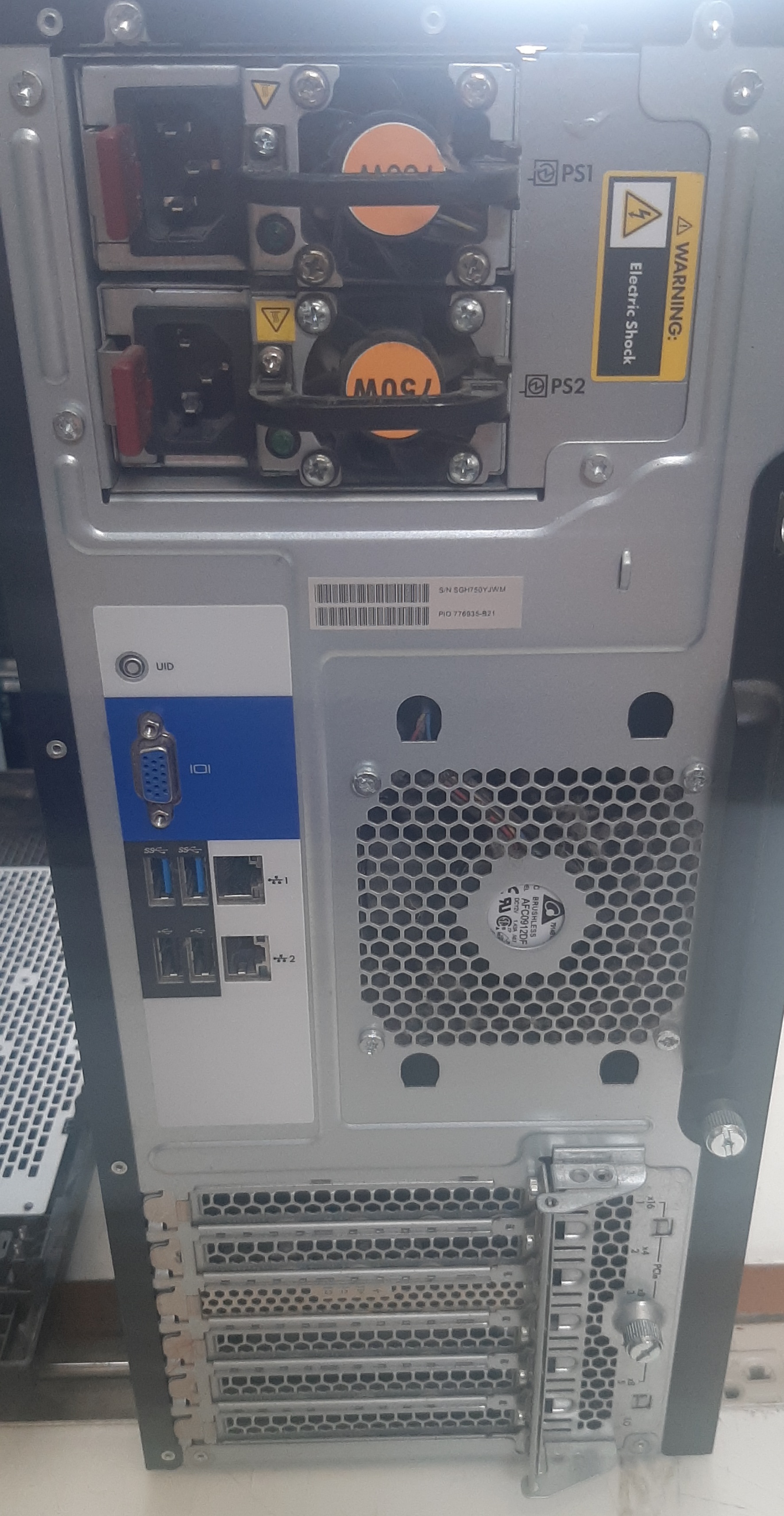 เซิร์ฟเวอร์มือสอง สภาพดี HP ML110 Gen9 (Xeon E5-2620V4 Ram8GB HDD300GB x4) ประกันร้าน 1 เดือน