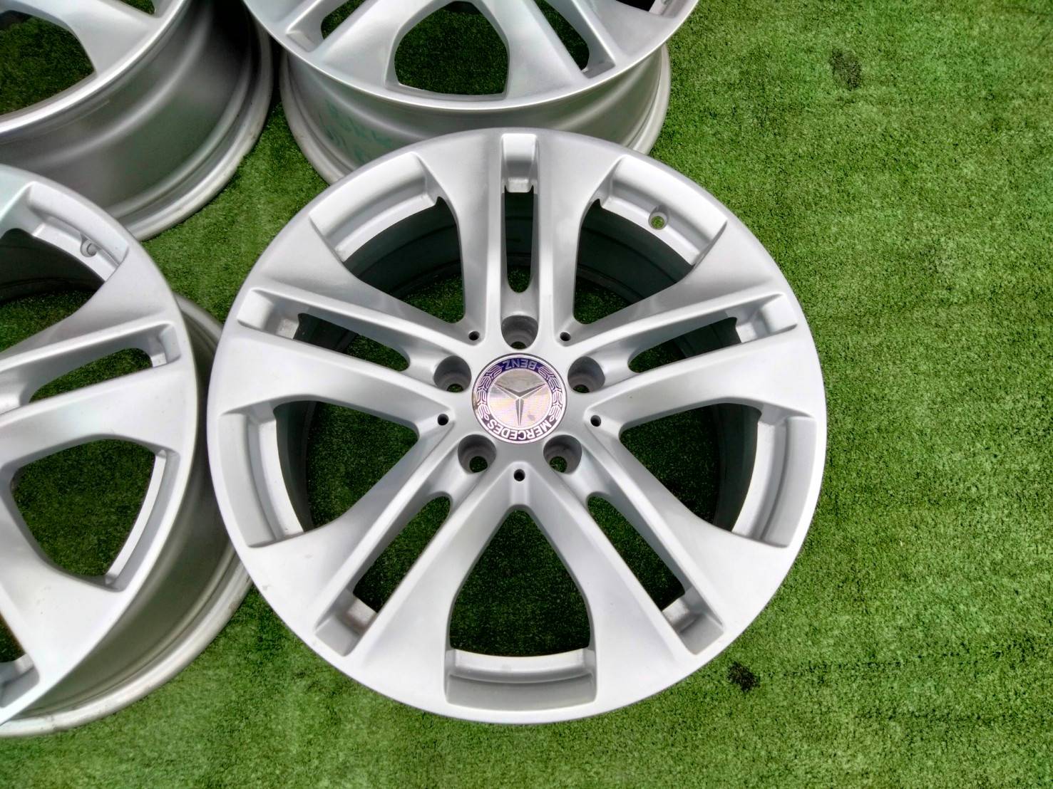 ล้อเบนซ์ติดรถ W212 17"