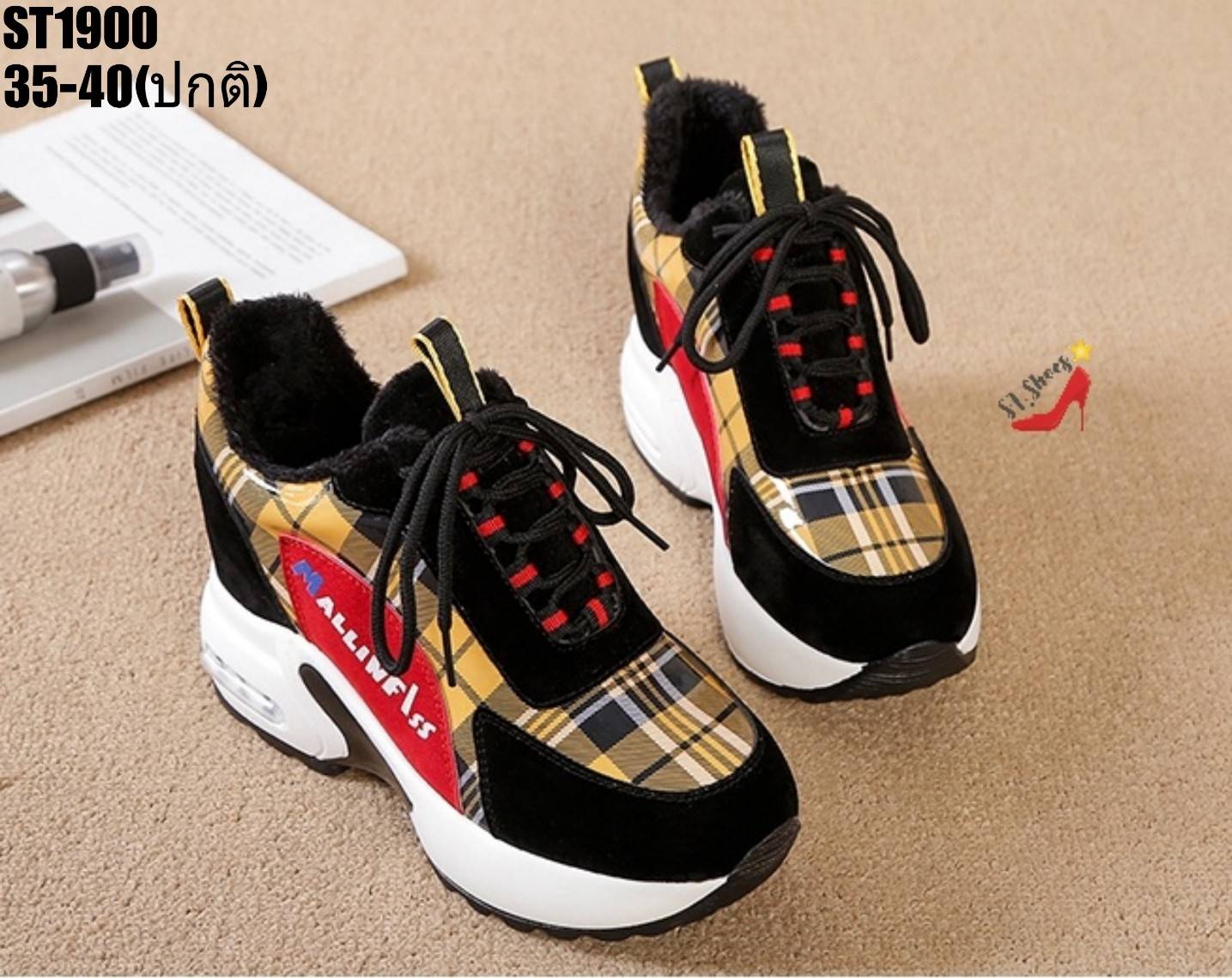 รองเท้าผ้าใบเสริมส้นแต่งผ้าสก็อต (สีดำ)