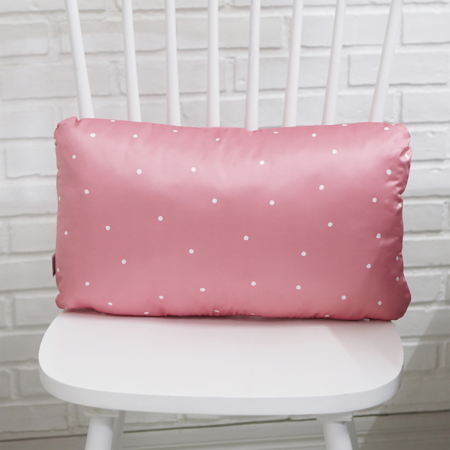 หมอนอิงทรงสี่เหลี่ยมยาว Calendar - Dark Pink