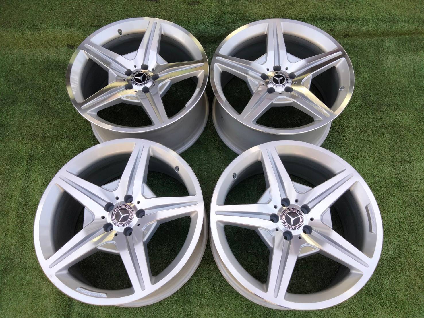 ล้อแท้ AMG 5 spoke. R230 19 นิ้ว
