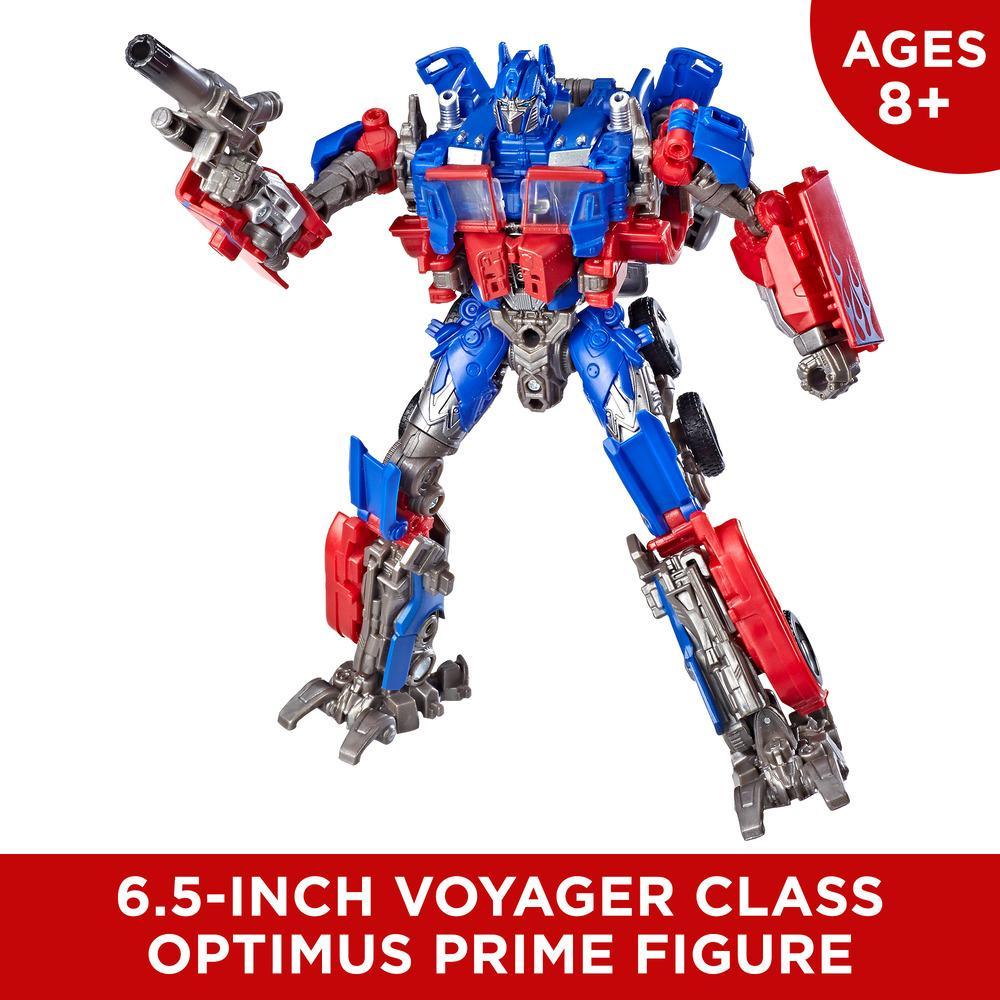 Hasbro Transformers Studio Series 32 Voyager Class Optimus Prime Action Figure 6.5 Inch ฮาสโบร ทรานสฟอเมอร์ส สตูดิโอ ซีรีย์ส 32 วอยเอเจอร์ คลาส หุ่นยนต์ออพติมัส ไพรม์ 6.5 นิ้ว ลิขสิทธิ์แท้
