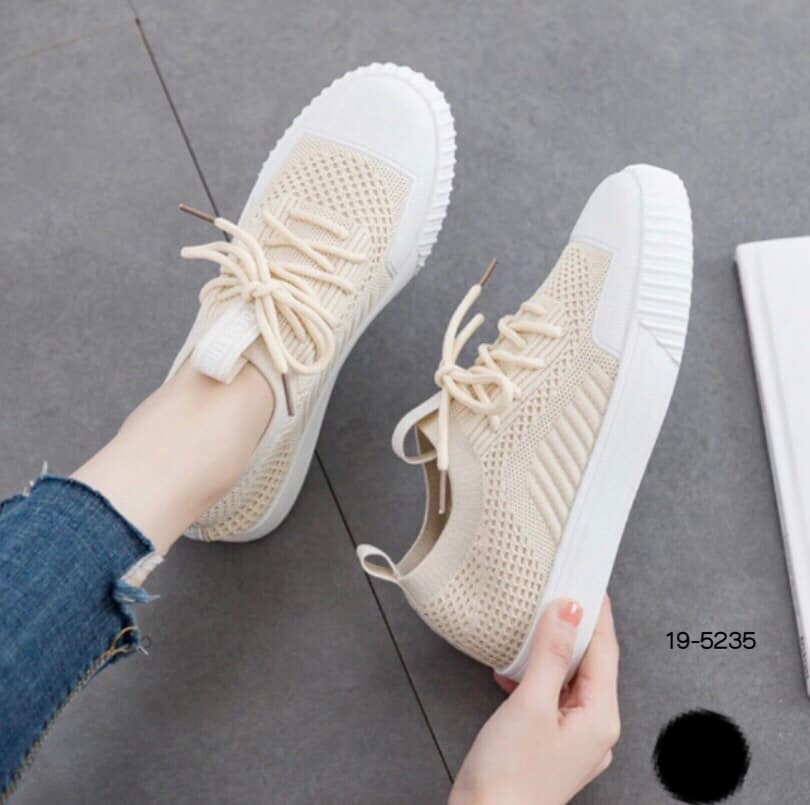 รองเท้าผ้าใบผ้ายืดตัดสีทูโทน (สีชมพู)