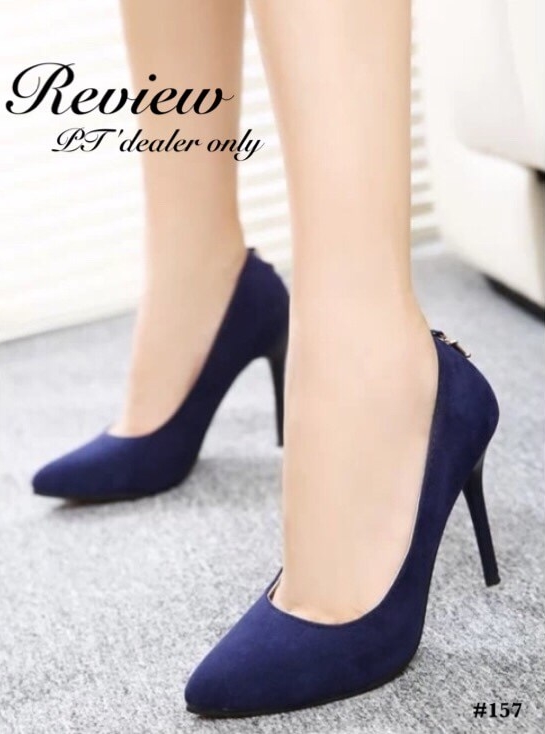 พร้อมส่ง : รองเท้าส้นสูงสไตล์ Dior (สีดำ)