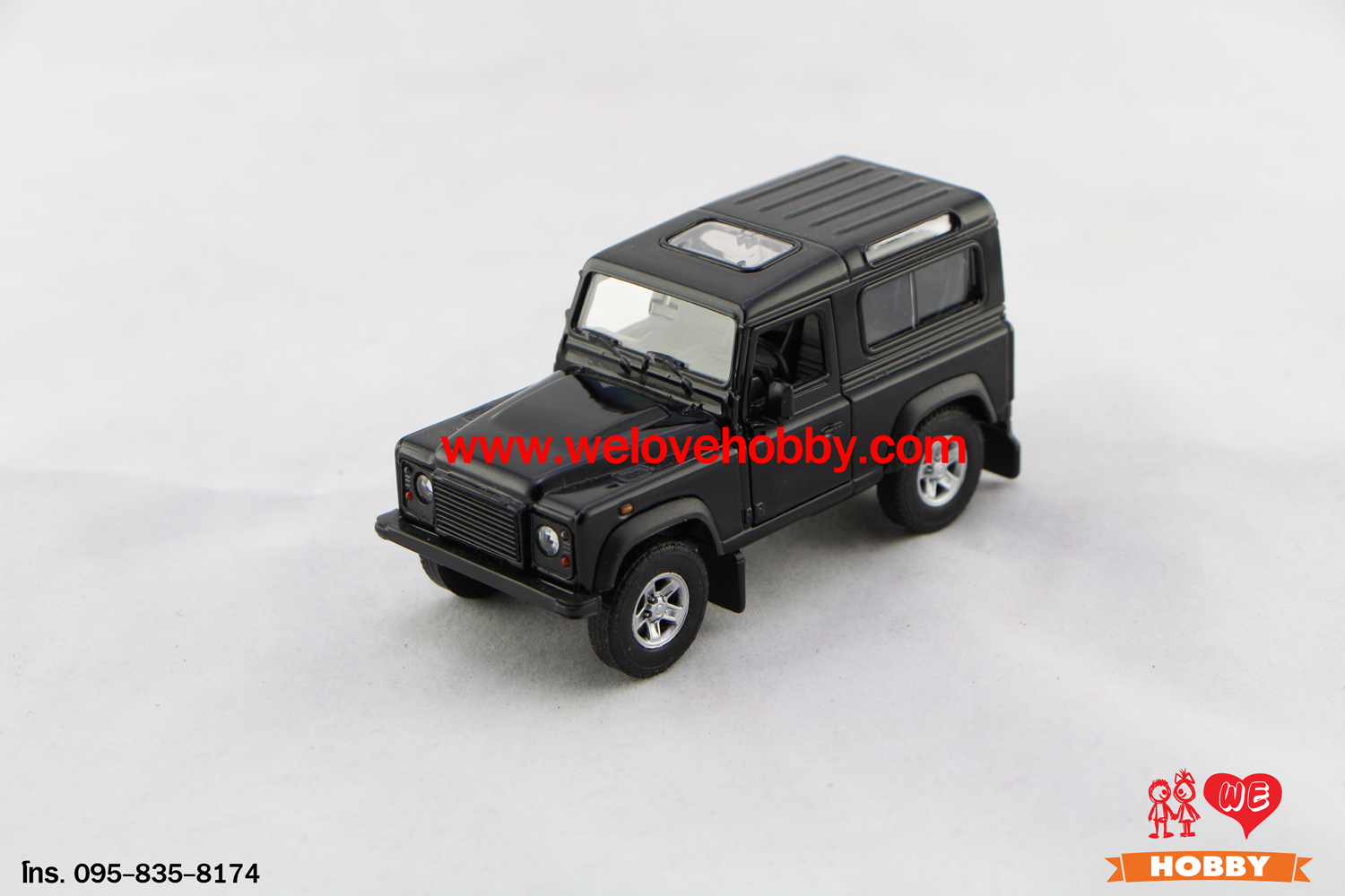 โมเดลรถ Land Rover Defender 2ประตู สีดำ Scale 1:38