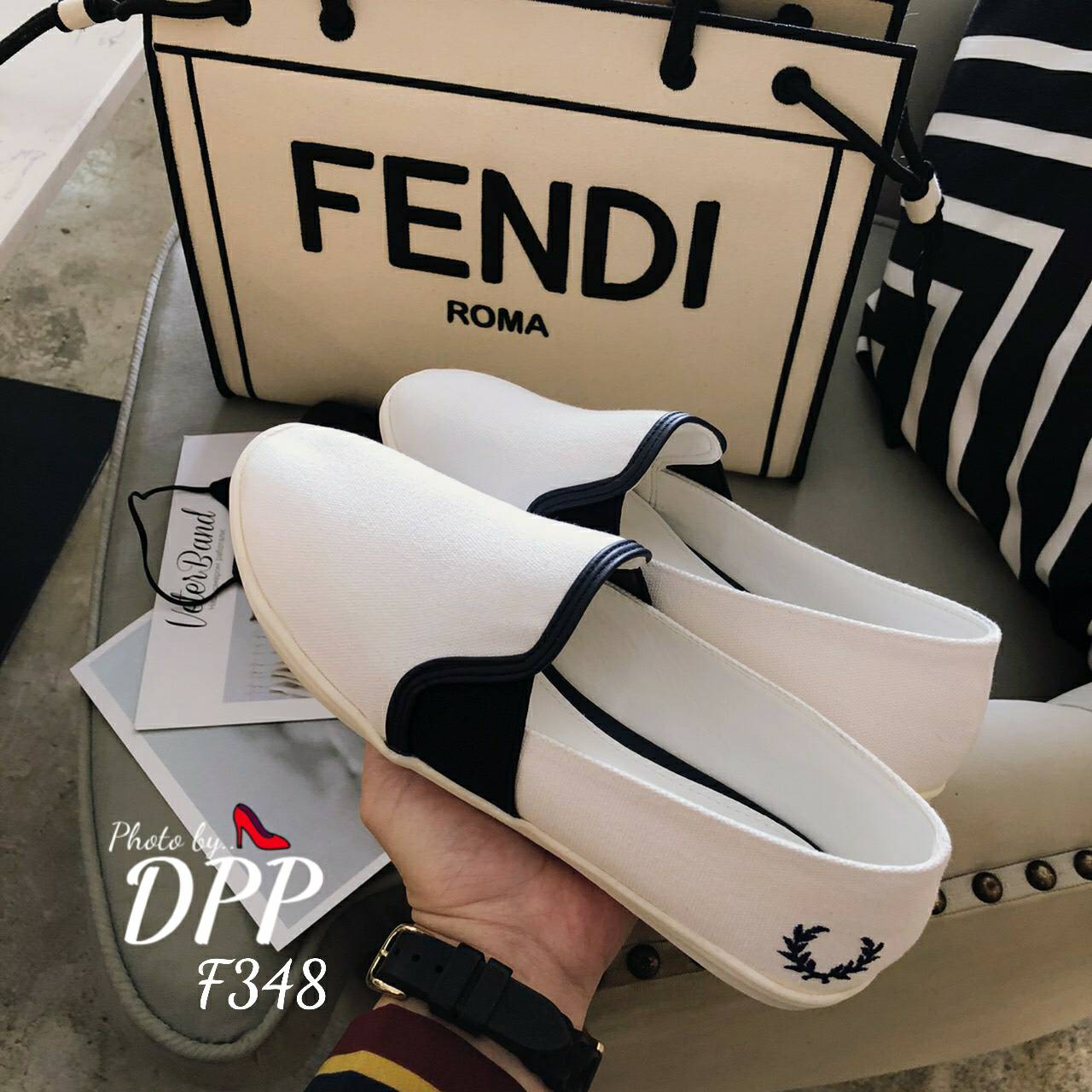 รองเท้าผ้าใบทรงSlip on สไตล์ Fred Perry