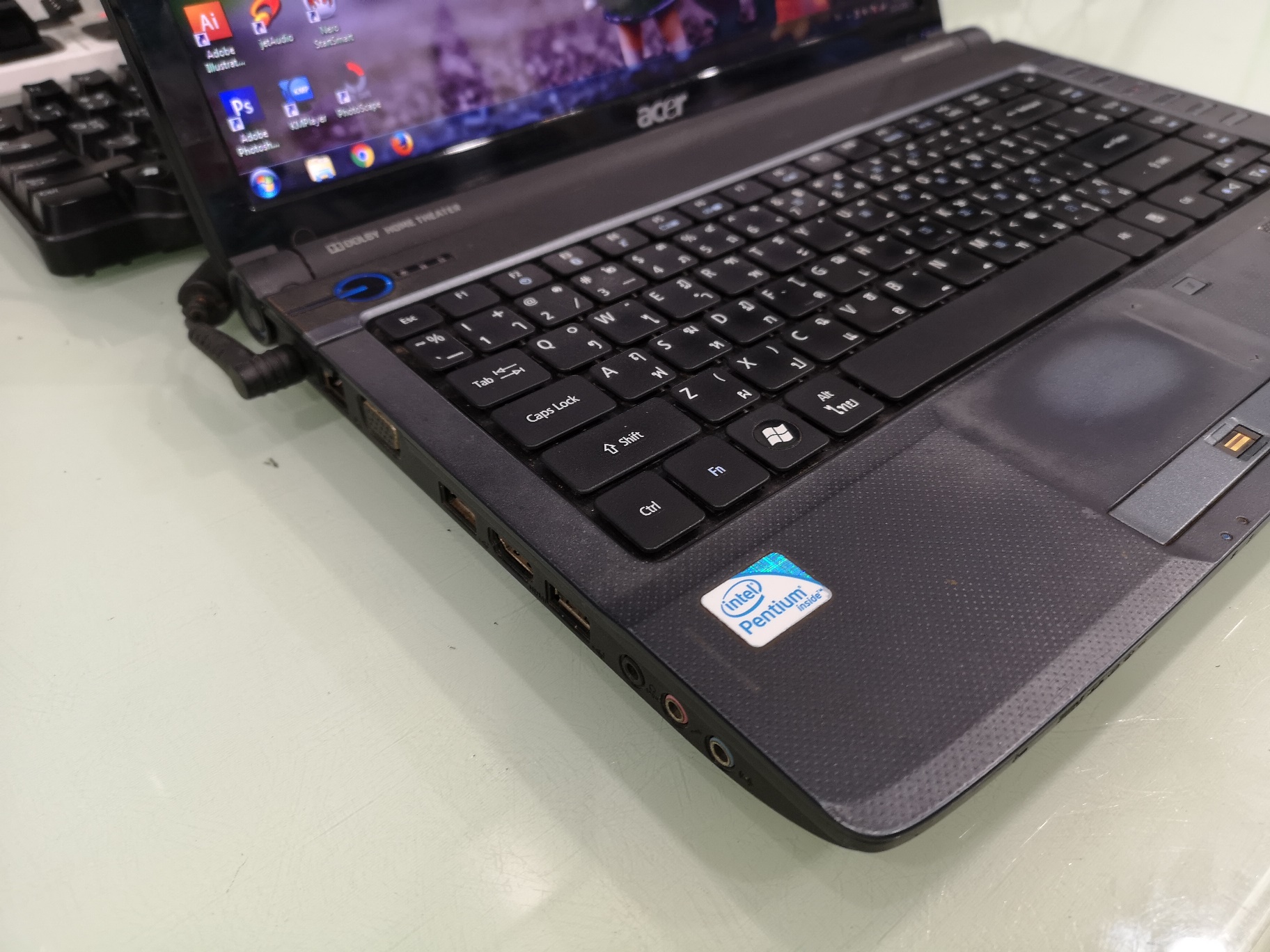 ACER Aspire 4736Z มีตำหนิ
