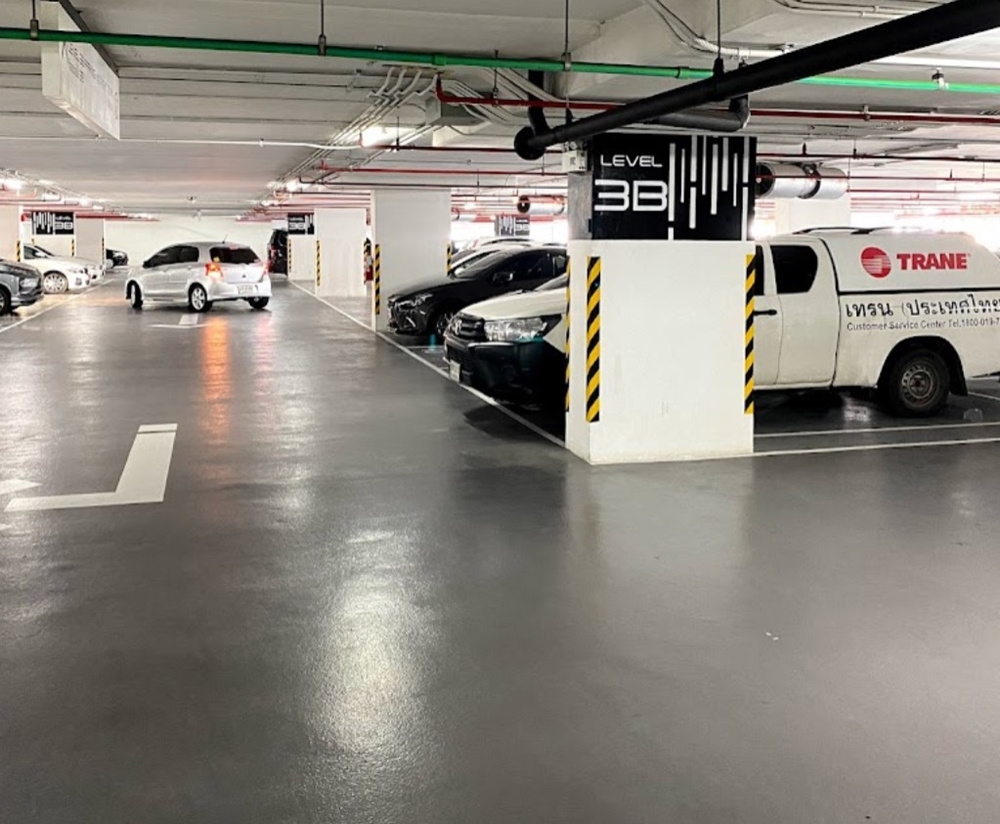 อาคารเอไอเอ แคปปิตอล เซ็นเตอร์ (AIA Capital Center) สำนักงานให้เช่าย่านรัชดาภิเษก พระราม 9 กรุงเทพฯ ใกล้รถไฟฟ้า MRT ศูนย์วัฒนธรรมแห่งประเทศไทย