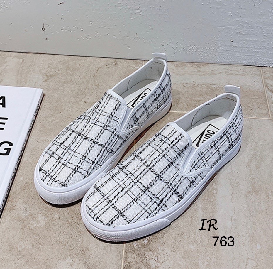 รองเท้าผ้าใบSlip on ผ้าทวิส