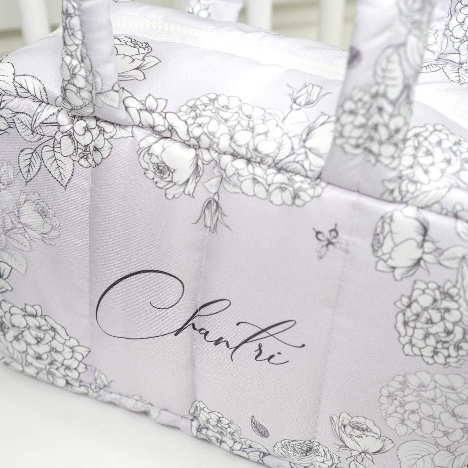 Fluffy Bowling Bag กระเป๋านุ่มนิ่ม ทรง Bowling สั่งทำใส่ข้อความ ลาย Butterfly Vintage - Lavender (ไม่รวมพวงกุญแจ)