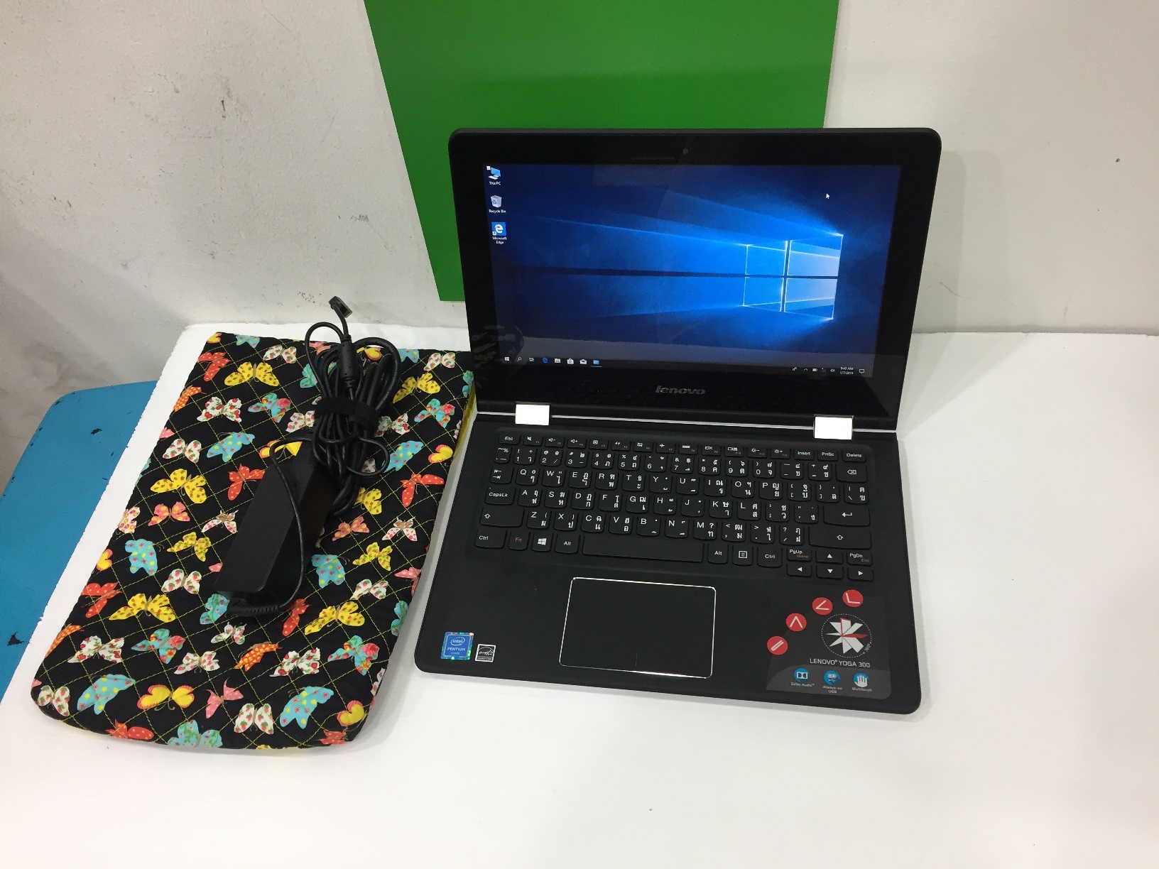 Lenovo Yoga 300-11IBR