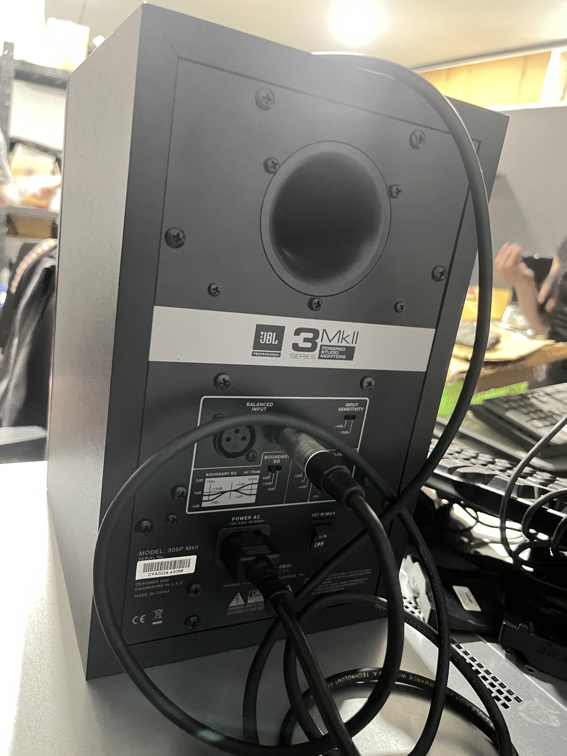 ลำโพงสตูดิโอ JBL 305P MkII 5 นิ้ว 2 ทาง 82 วัตต์ มีแอมป์ในตัว คลาส D