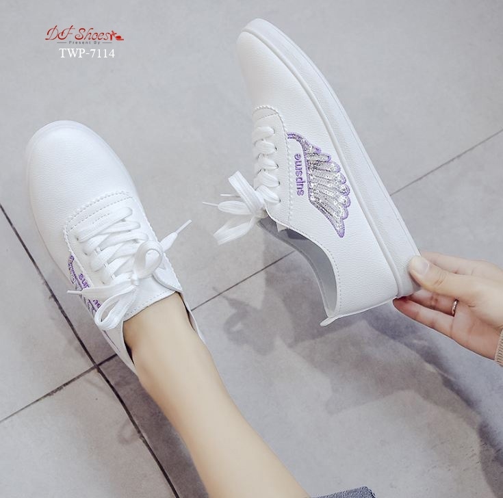 รองเท้าผ้าใบแฟชั่นปักเลื่อมปีก (สีม่วง)