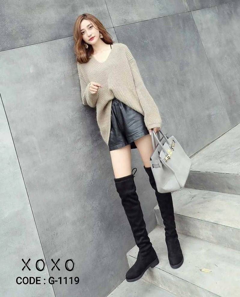 รองเท้าบูทคลุมเข่าสักหลาดสไตล์แฟชั่นเกาหลี