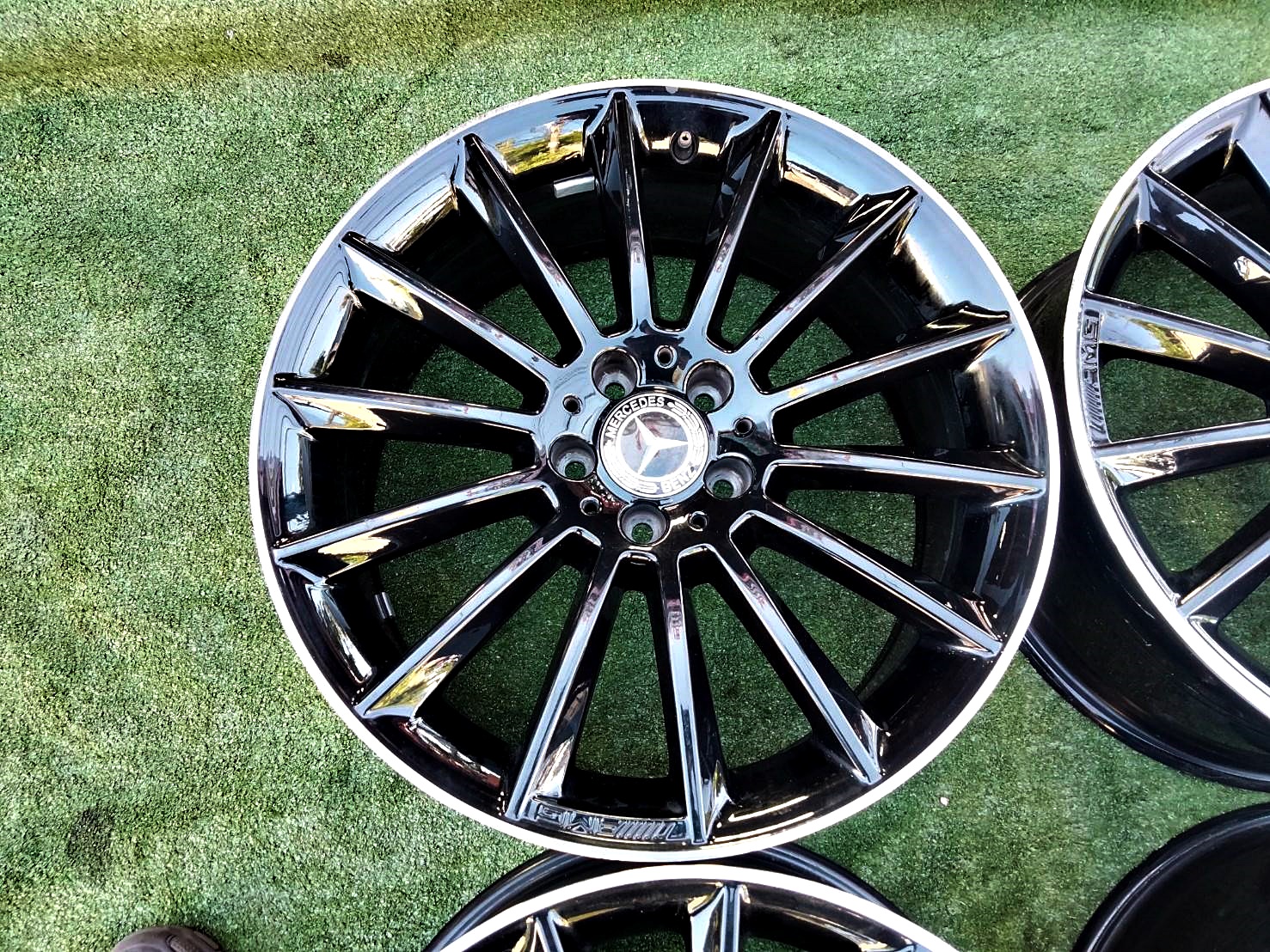 ล้อแท้ AMG Multi Spoke GLA W156 19นิ้ว