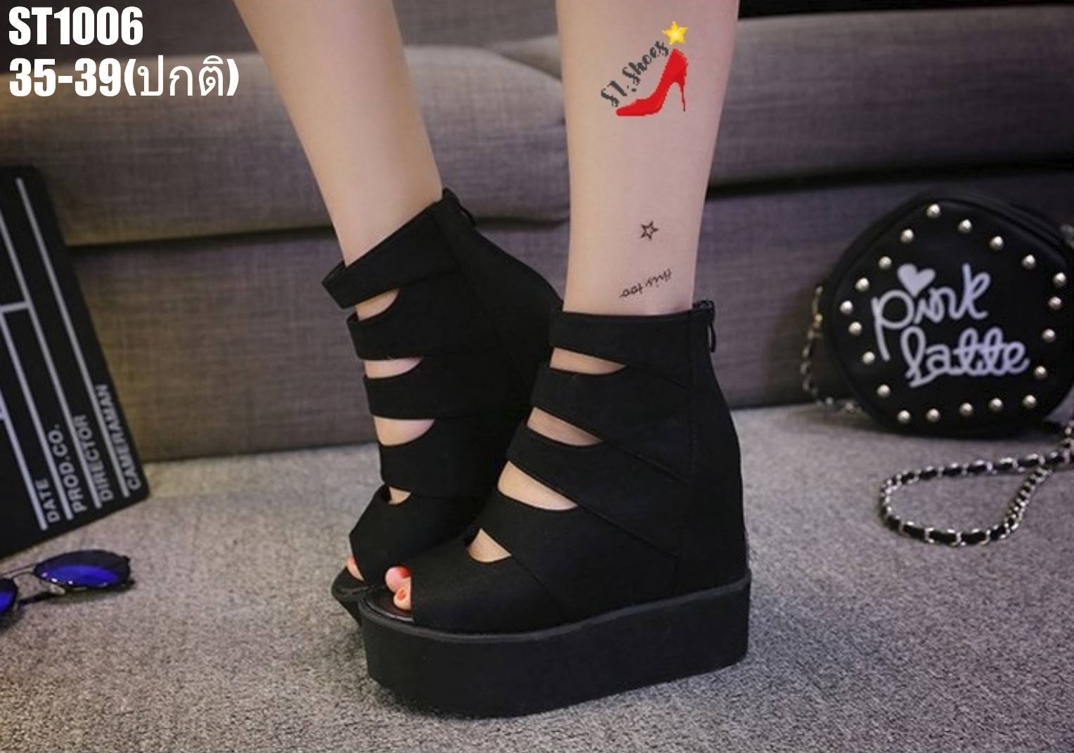 รองเท้าส้นเตารีดสักหลาดเว้าหน้า