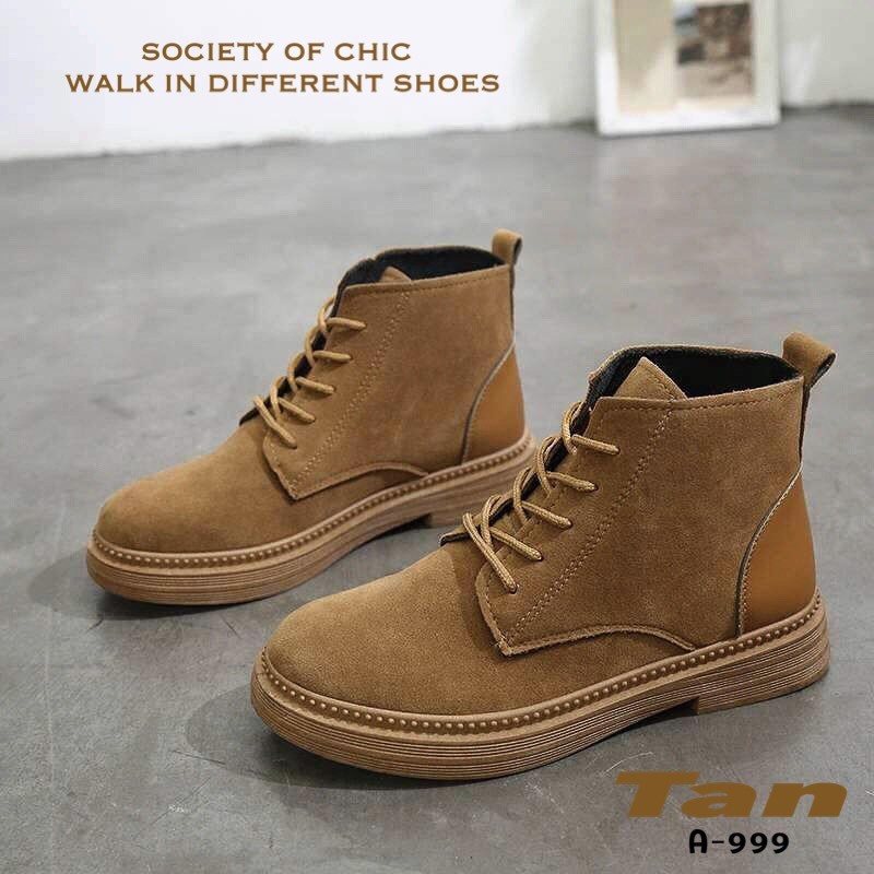 รองเท้าผ้าใบหุ้มข้อสไตล์ Martin (สีดำ)