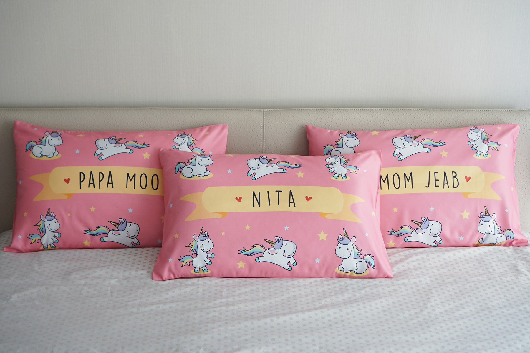 ปลอกหมอนหนุนคู่ พิมพ์ลายเต็มผืน Unicorn - Pink