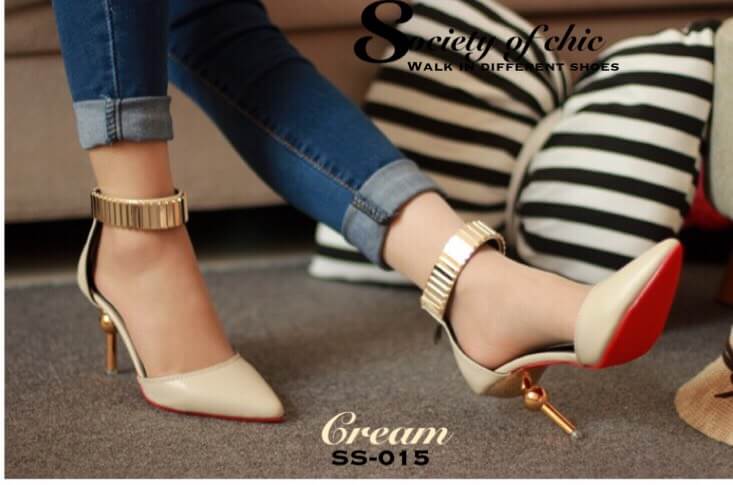 รองเท้าส้นเข็มแต่งทอง (สีชมพู)