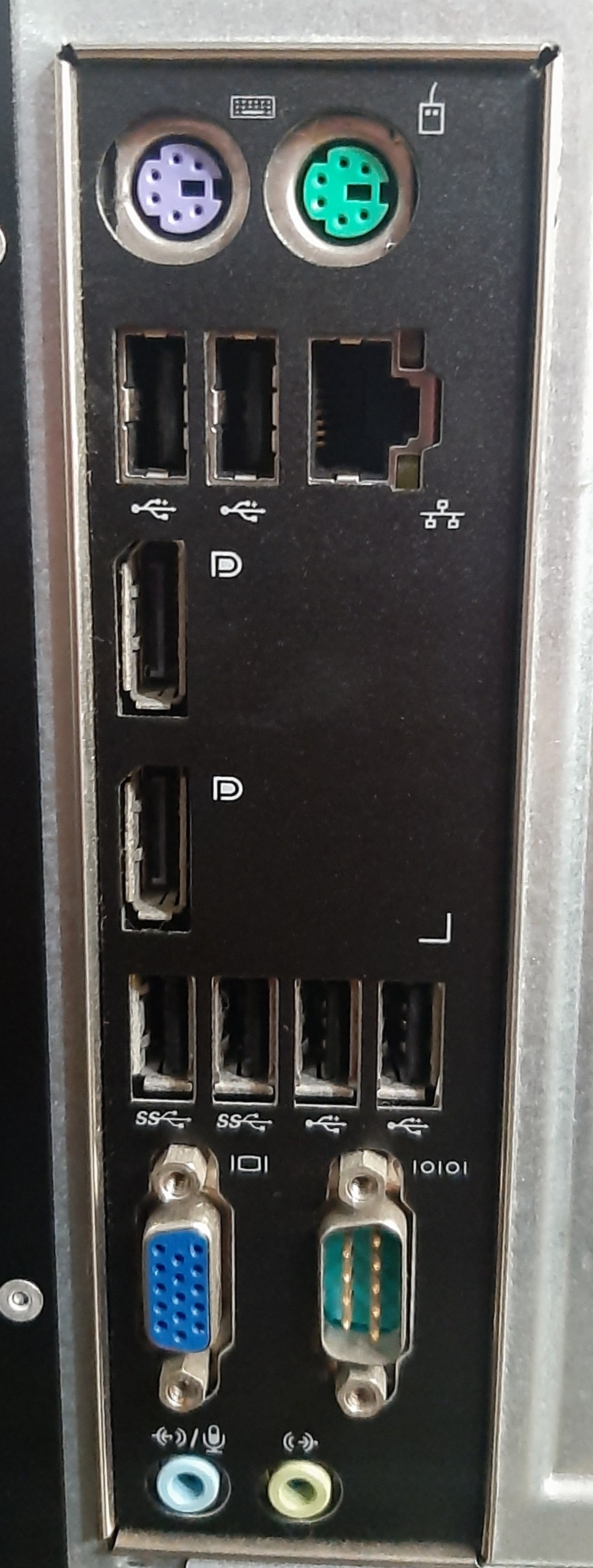 คอมพิวเตอร์ตั้งโต๊ะมือสอง สภาพดี Dell OptiPlex 9020 MT (i7-4770 Ram8GB HDD500GB) ประกันร้าน 1 เดือน