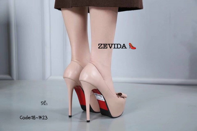 รองเท้าคัทชูส้นสูงแต่งโบว์ (สีชมพูนู๊ด)