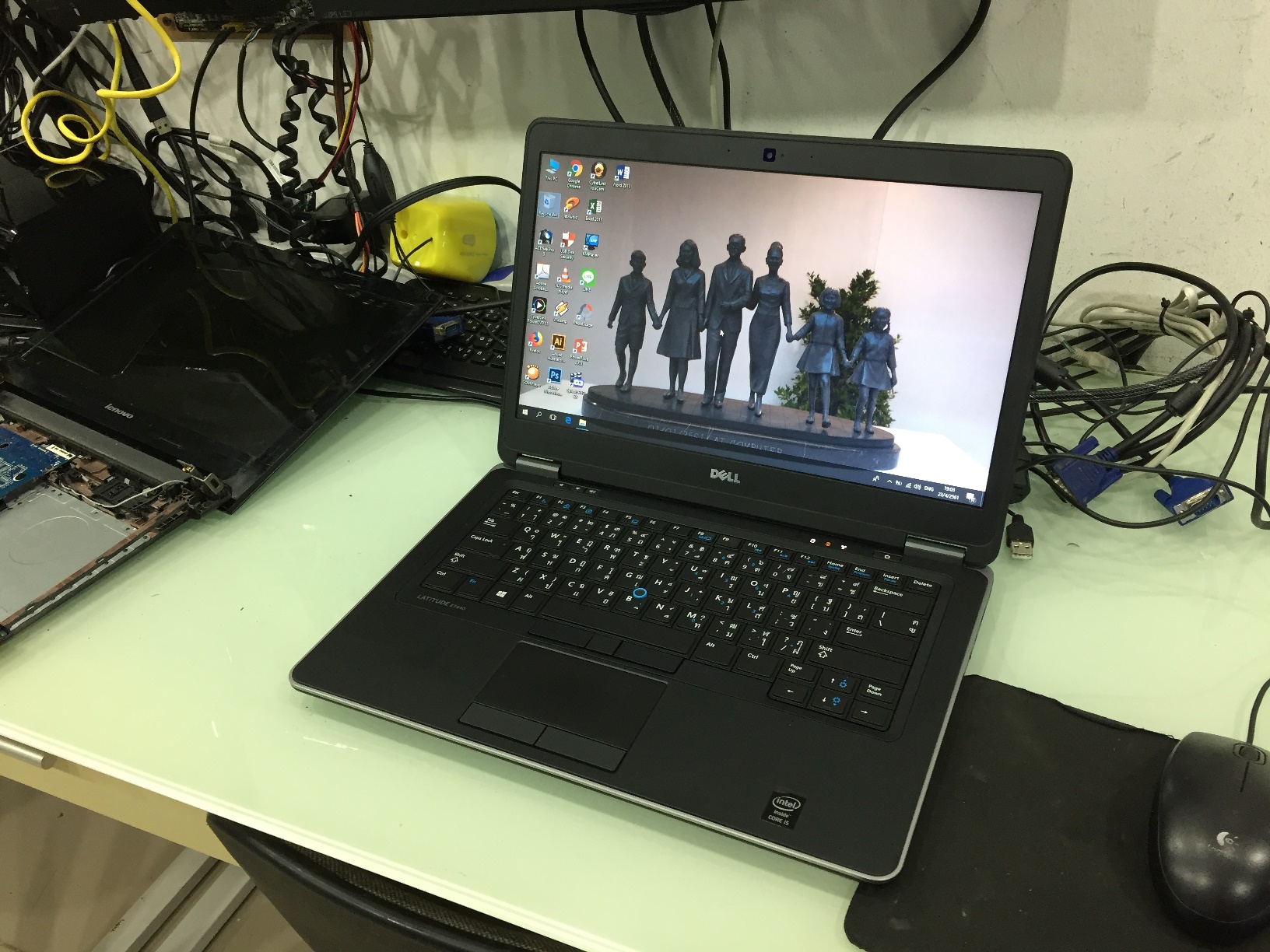 DELL LATITUDE E7440