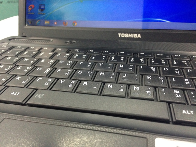 TOSHIBA Satellite C640-1083UT