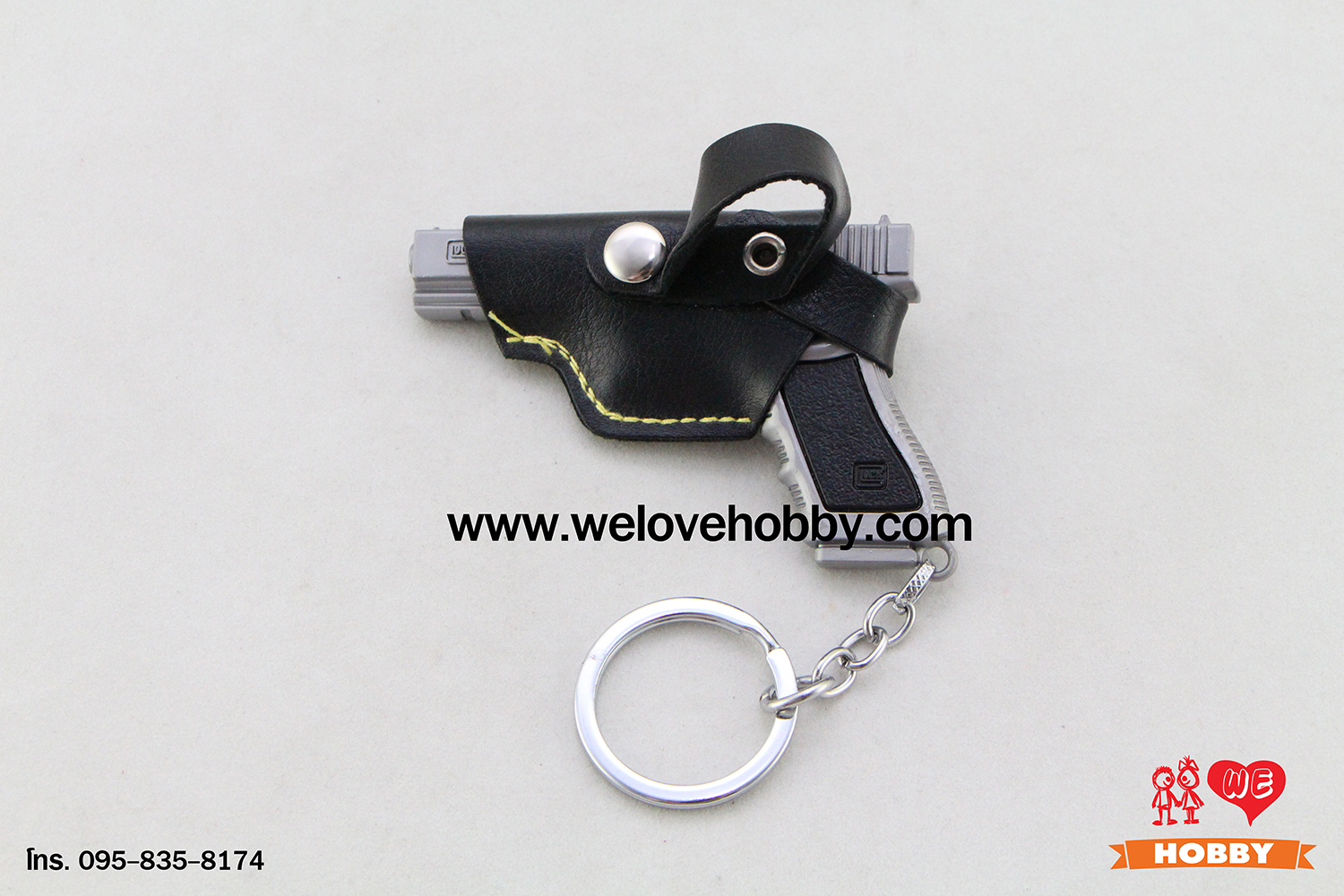 พวงกุญแจ PUBG (PLAYERUNKNOWN'S BATTLEGROUNDS) : ปืนพกแม็กกาซีน P18C Pistol (Glock 18C) สีเทาอะลูมิเนียม พร้อมซองใส่ปืน