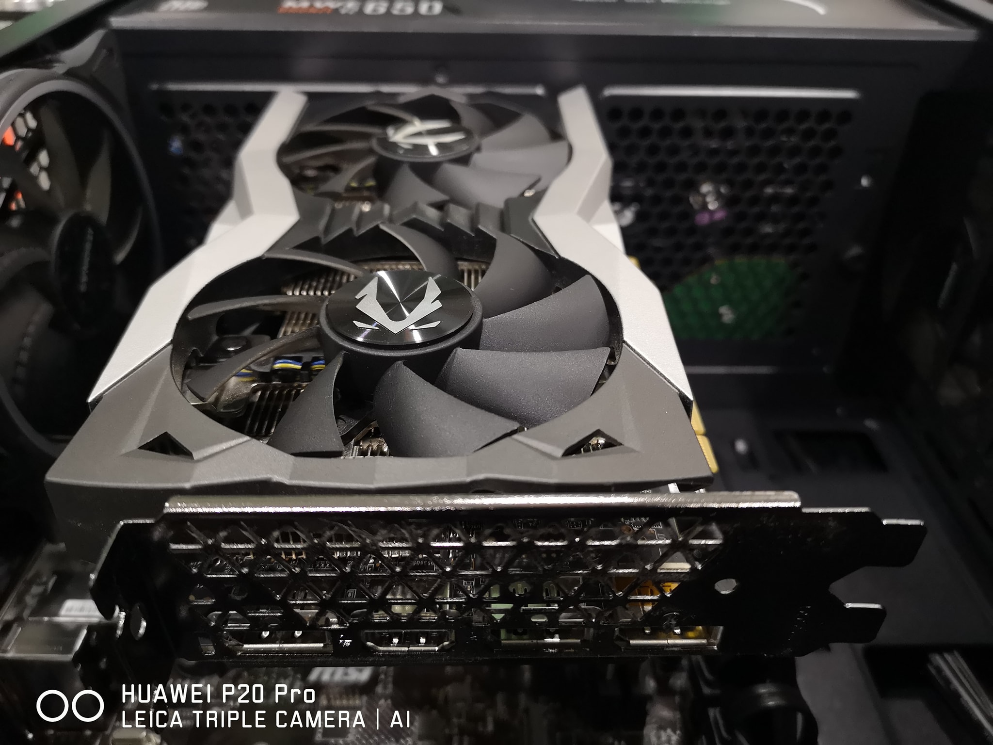 ZOTAC GAMING RTX2060 Super 8GB. DDR-6 SVOA 10/2023 มือสองสวยๆมีแต่กล่อง