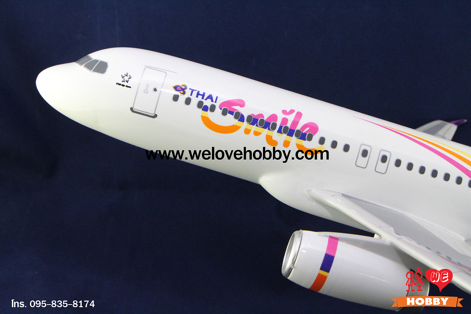 โมเดลเครื่องบินไทยสมายด์ Thai Smile (Airbus A320) 2ไอพ่น ลำใหญ่