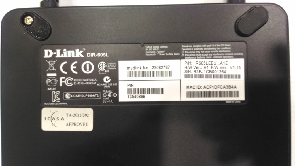 D-Link Wireless 300 LAN Cloud Routers DIR-605L