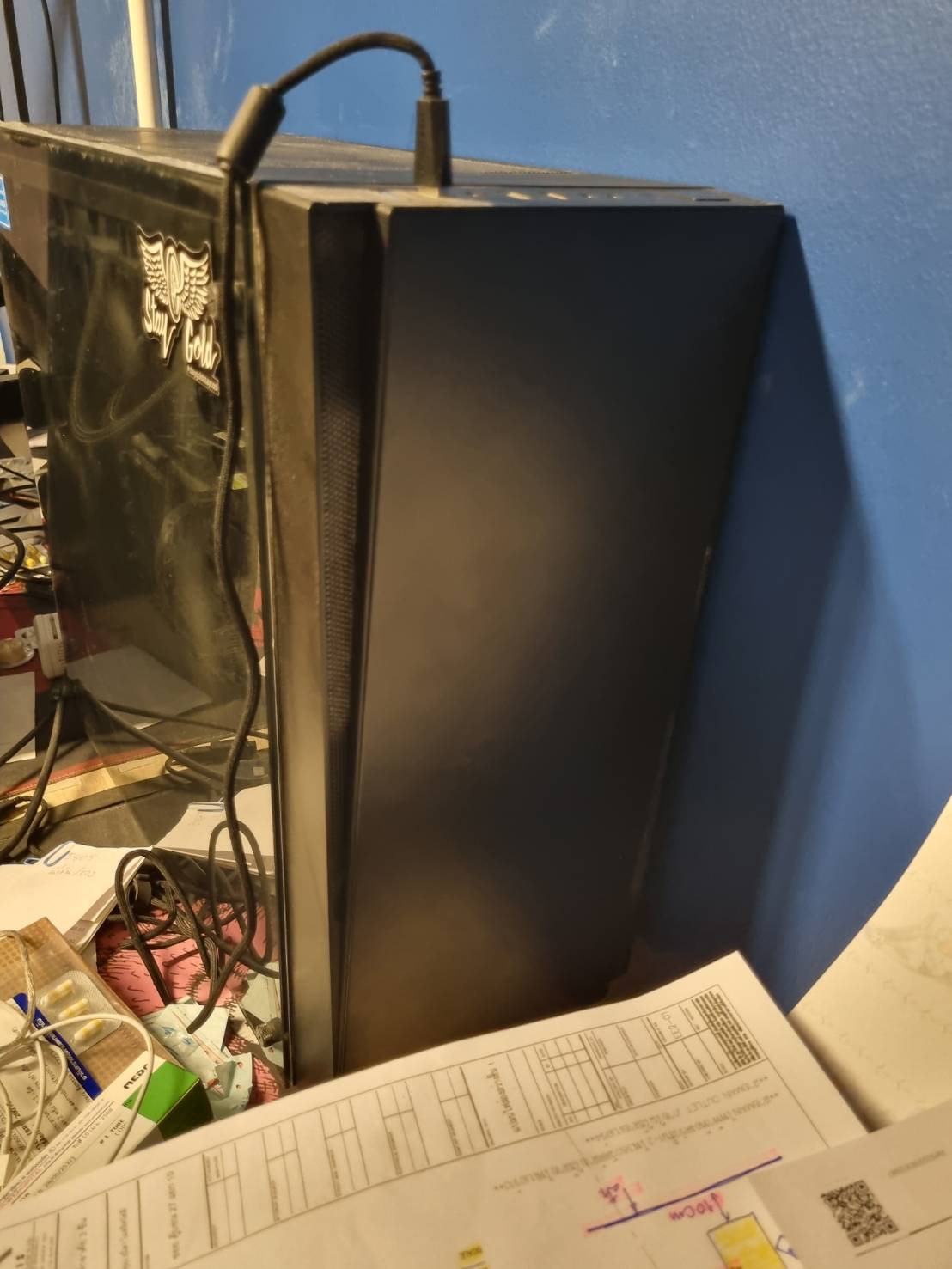 คอมประกอบ i5 gen12th ram 32GB SSD 256GB RTX 2060 + จอ Benq 22 นิ้ว + จอ aoc 22 นิ้ว มีไบทส์ ด้านล่าง