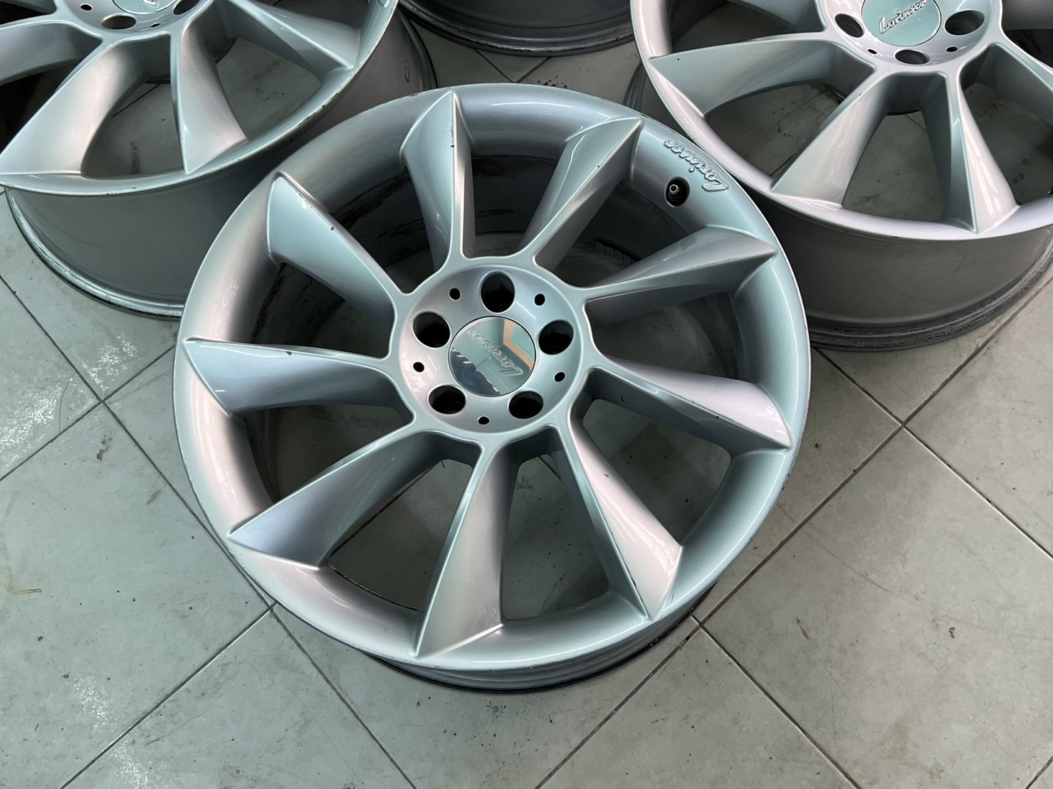 ล้อเบนซ์แท้ lorinser RS8 19" สภาพเดิมไม่ซ่อม