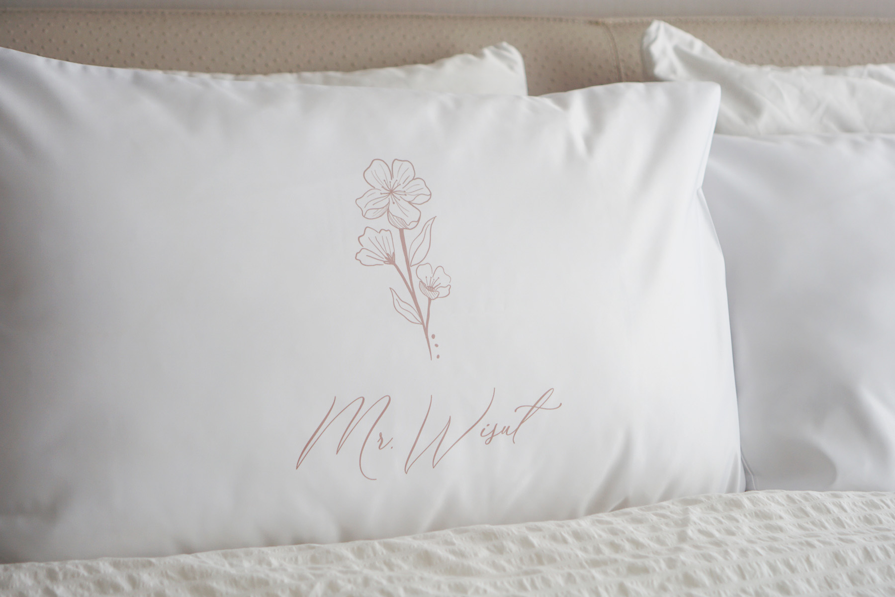 ปลอกหมอนหนุนคู่ สีขาว ลาย Botanical 2