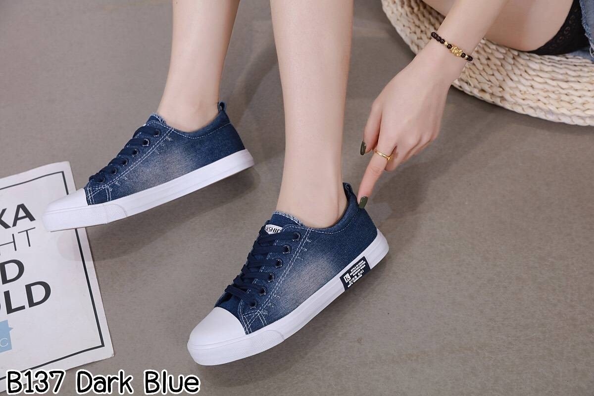 รองเท้าผ้าใบยีนส์ฟอก (สียีนส์เข้ม)