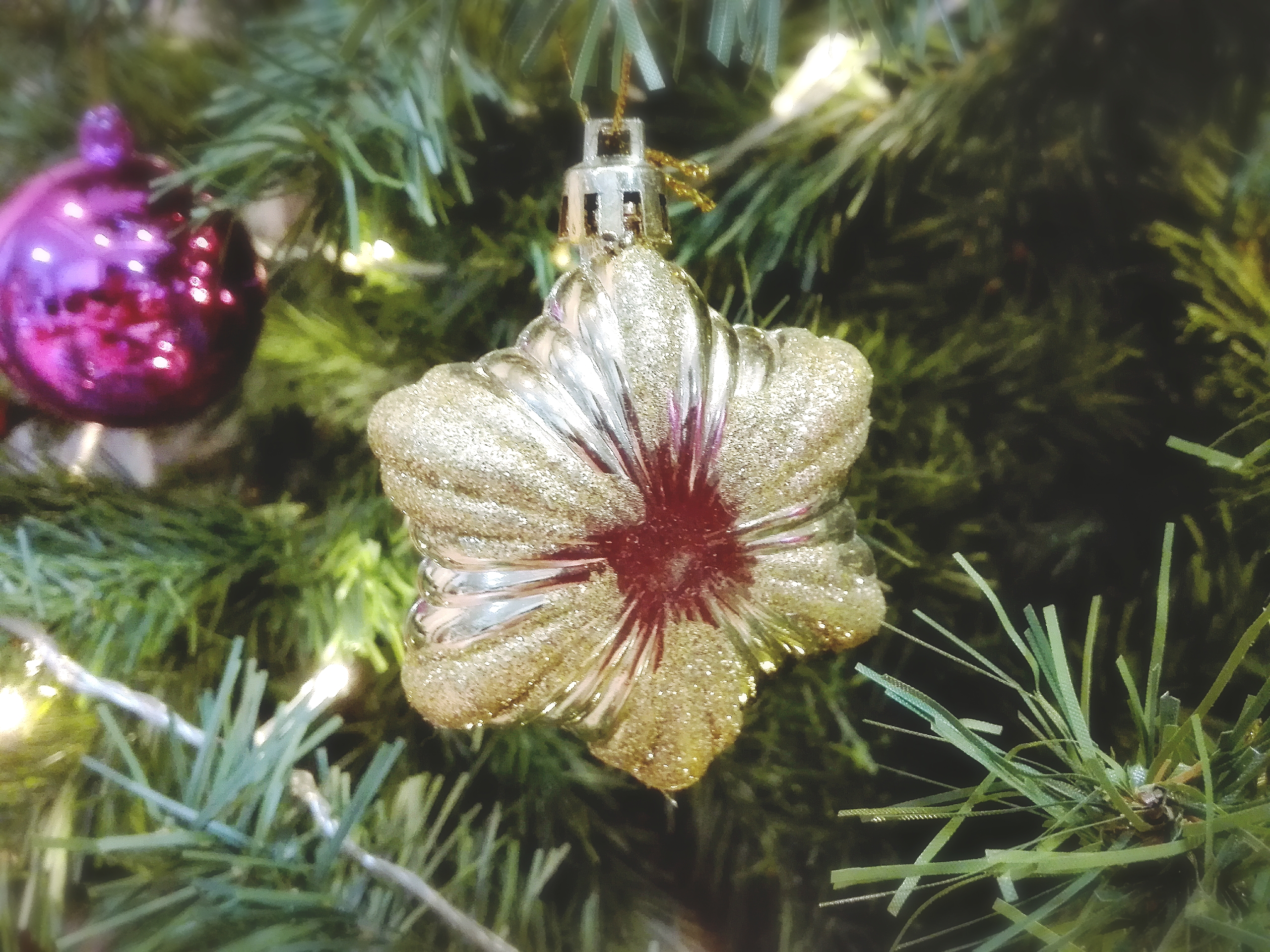 ชุดต้นคริสต์มาส 7 ฟุต (2.1 ม.) + ตกแต่ง Gold & Shades of Pink Christmas Theme