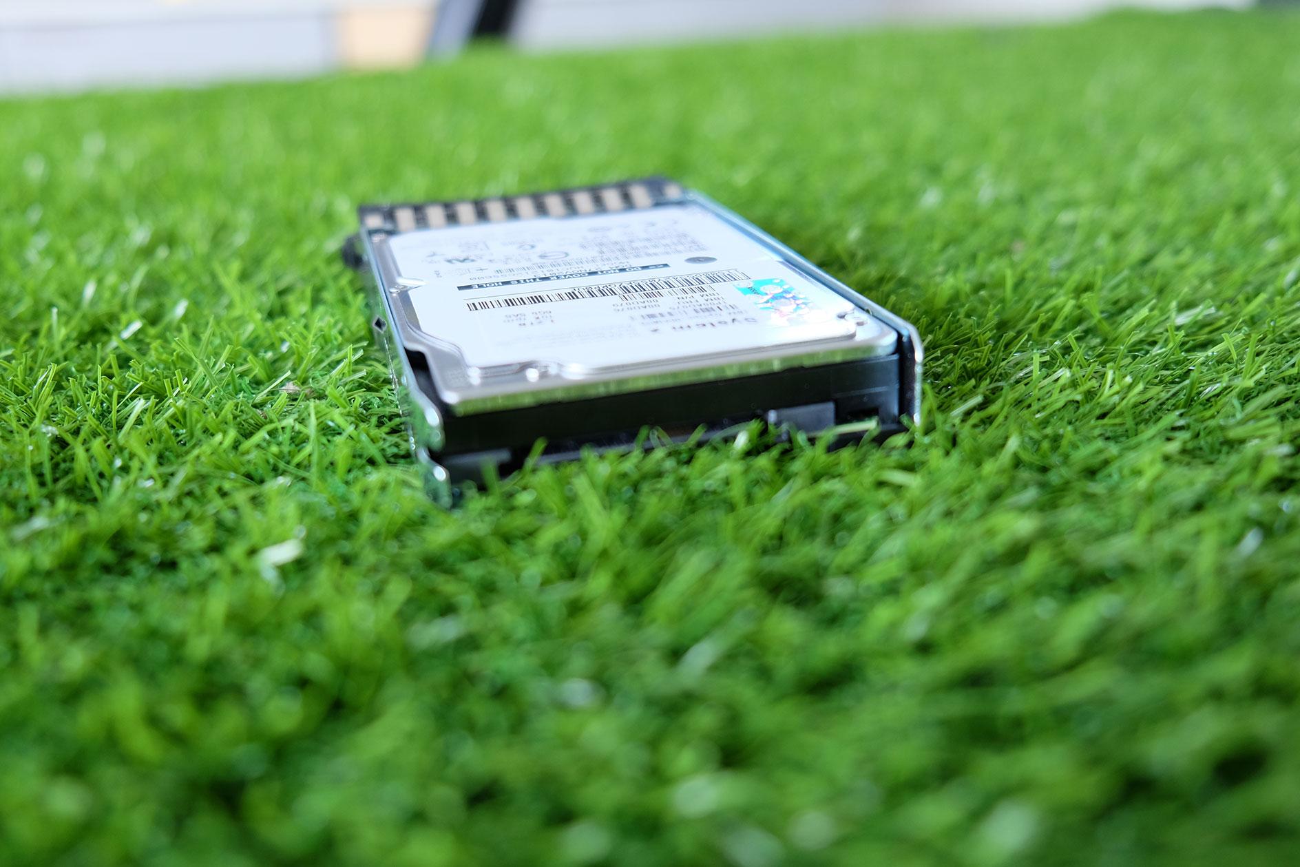 Harddisk ibm sas 300 GB สำหรับเครื่อง Server