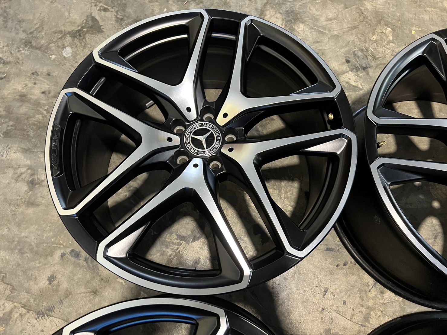 ล้อเบนซ์แท้ AMG FORGE GLE 63 W167 21" น้ำหนักเบา