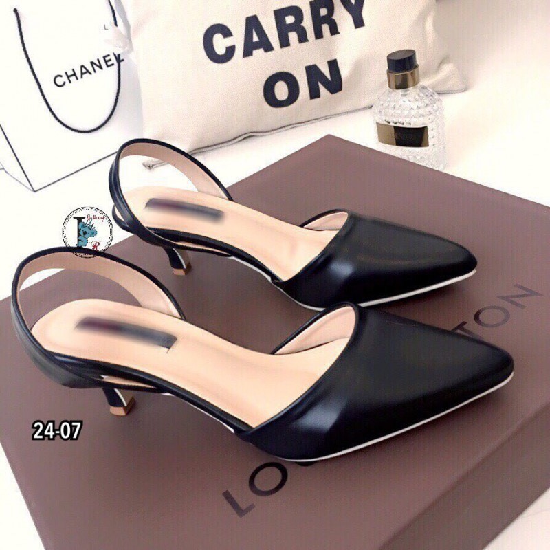 รองเท้าหัวแหลมรัดส้น Style Zara (สีดำ)