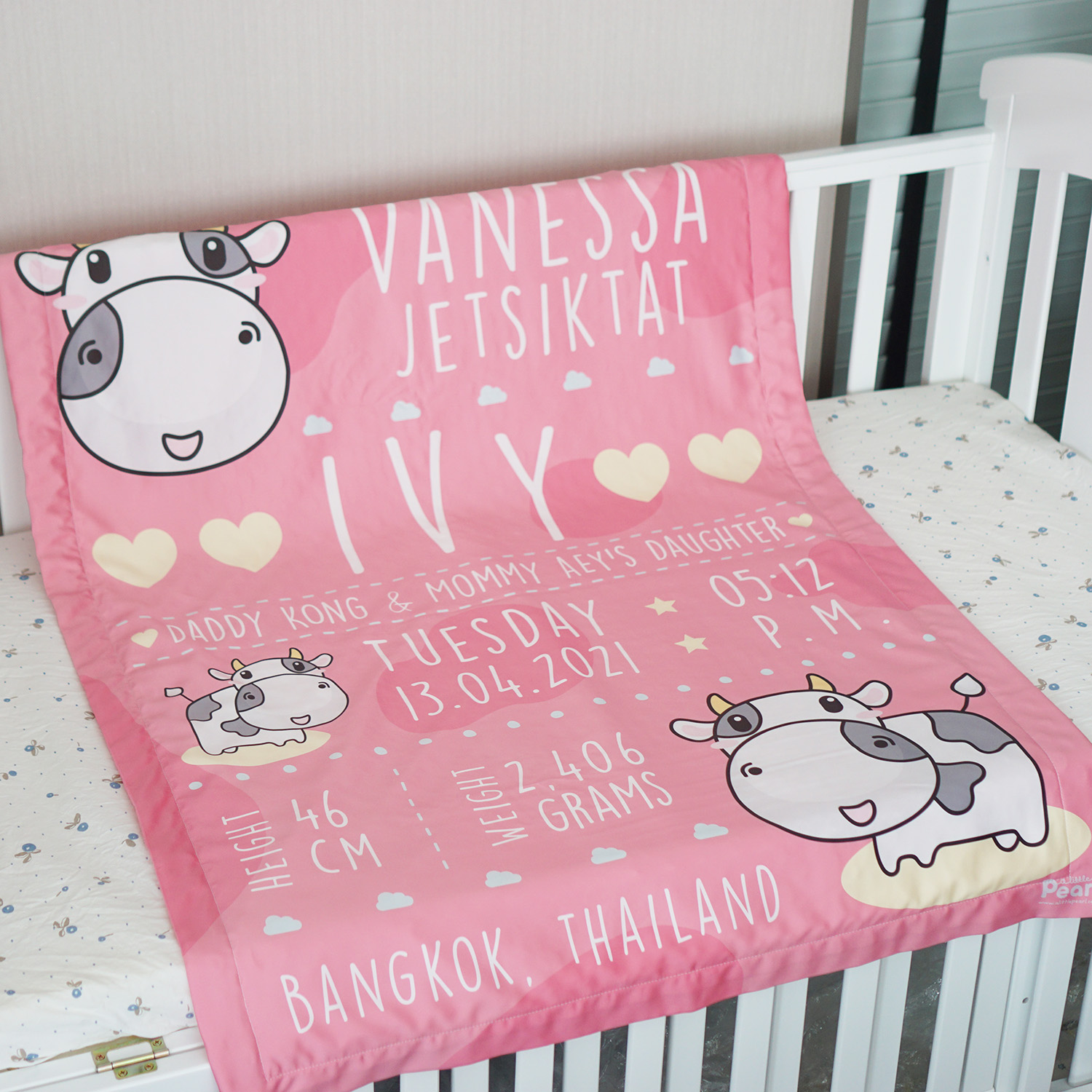 ผ้าห่มเด็ก ใส่ประวัติแรกเกิด ลายวัว Cow1 - Pink