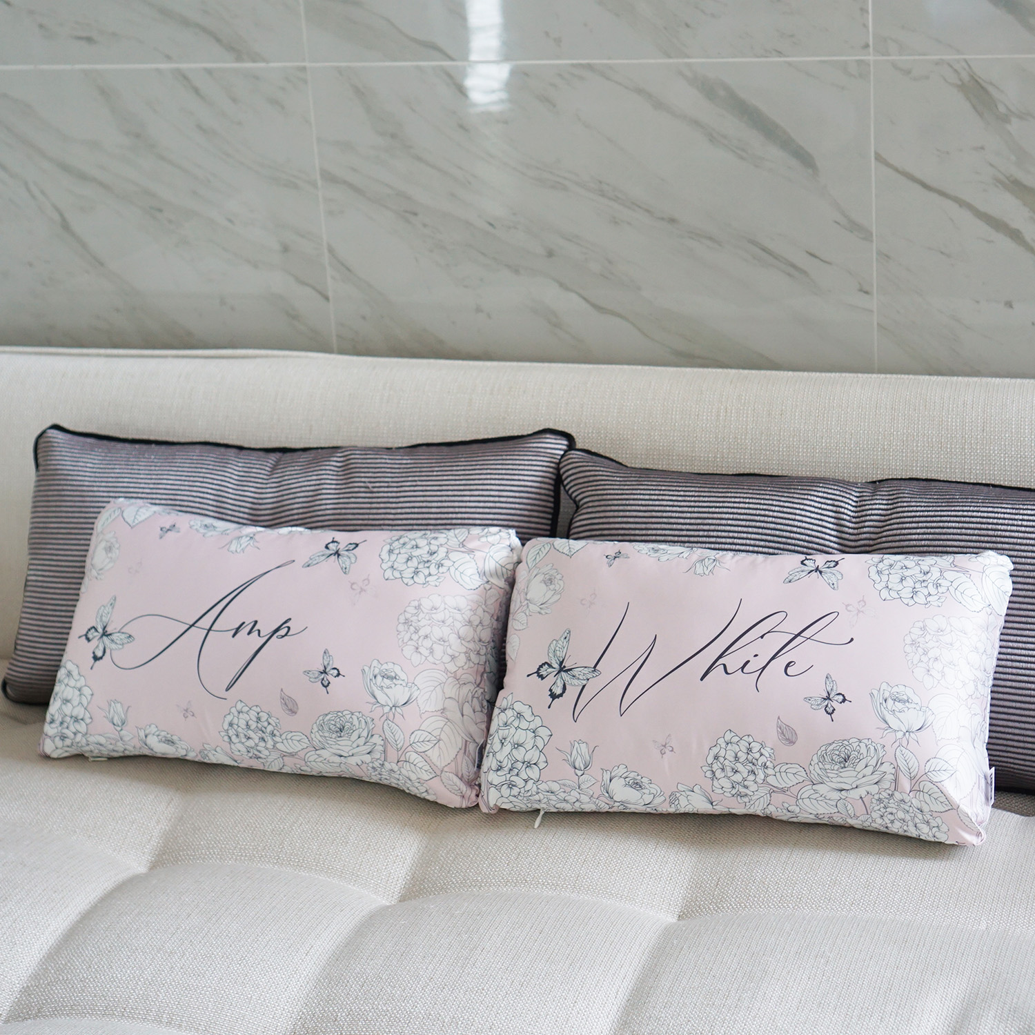 หมอนอิงทรงสี่เหลี่ยมยาว Butterfly vintage - Pink (ราคาต่อใบ)