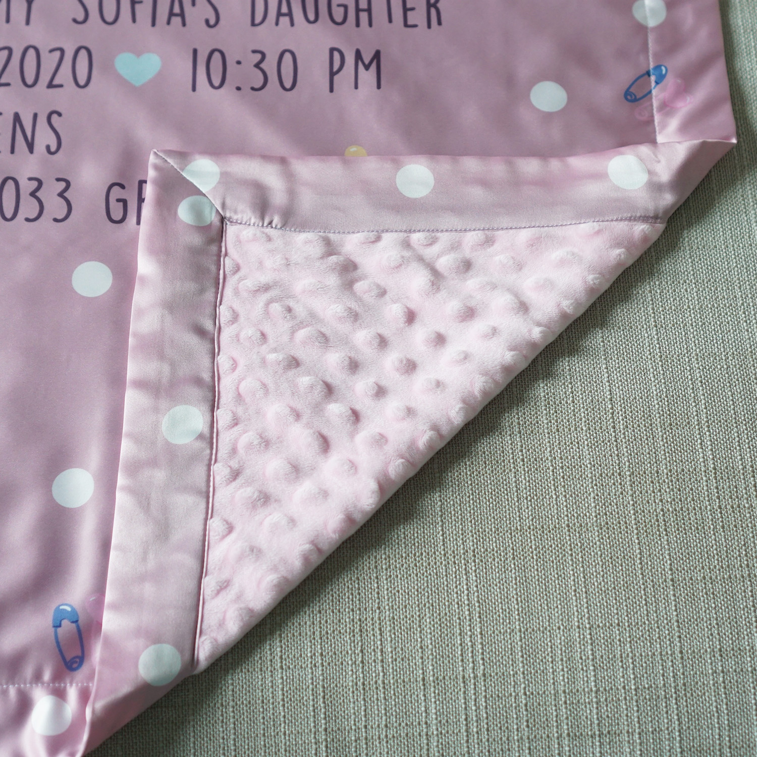 ผ้าห่มสั่งทำใส่ชื่อ Polka Dot - Milk - Rose Taupe