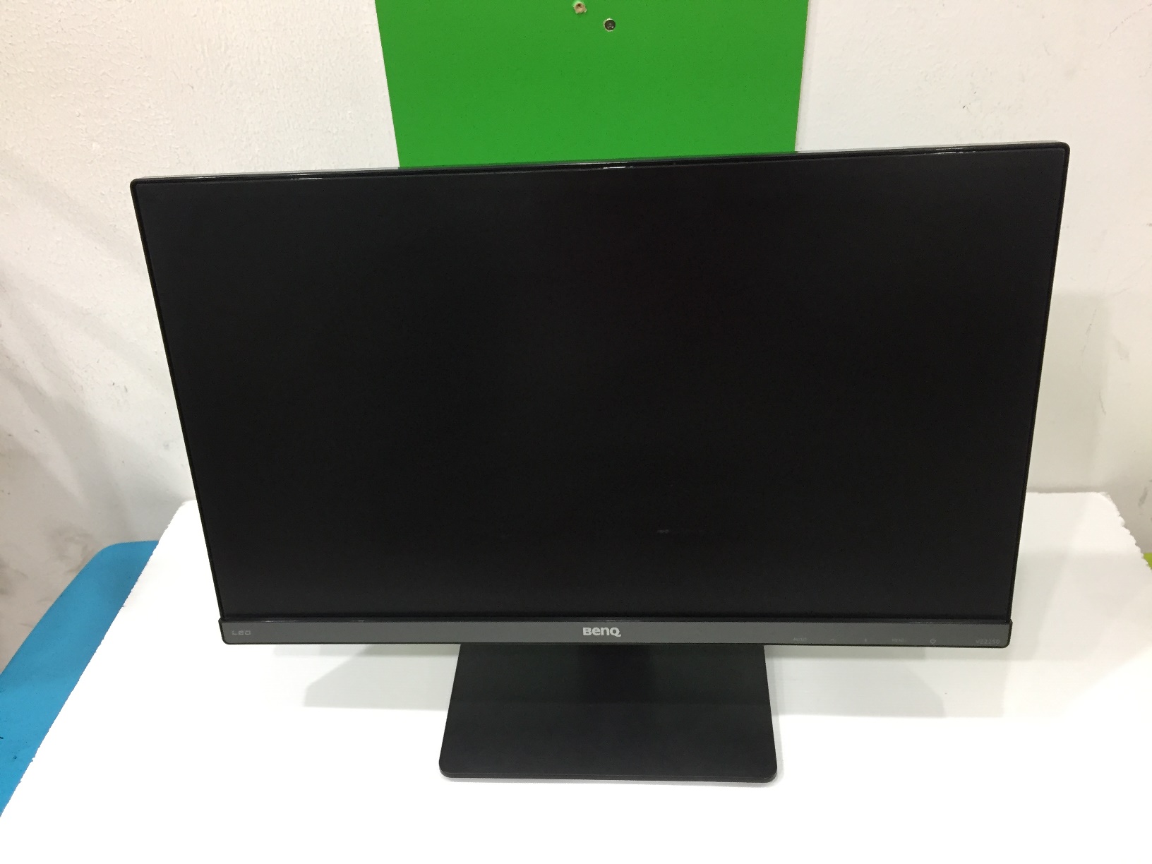 Full HD Monitor 22-23" มือสอง