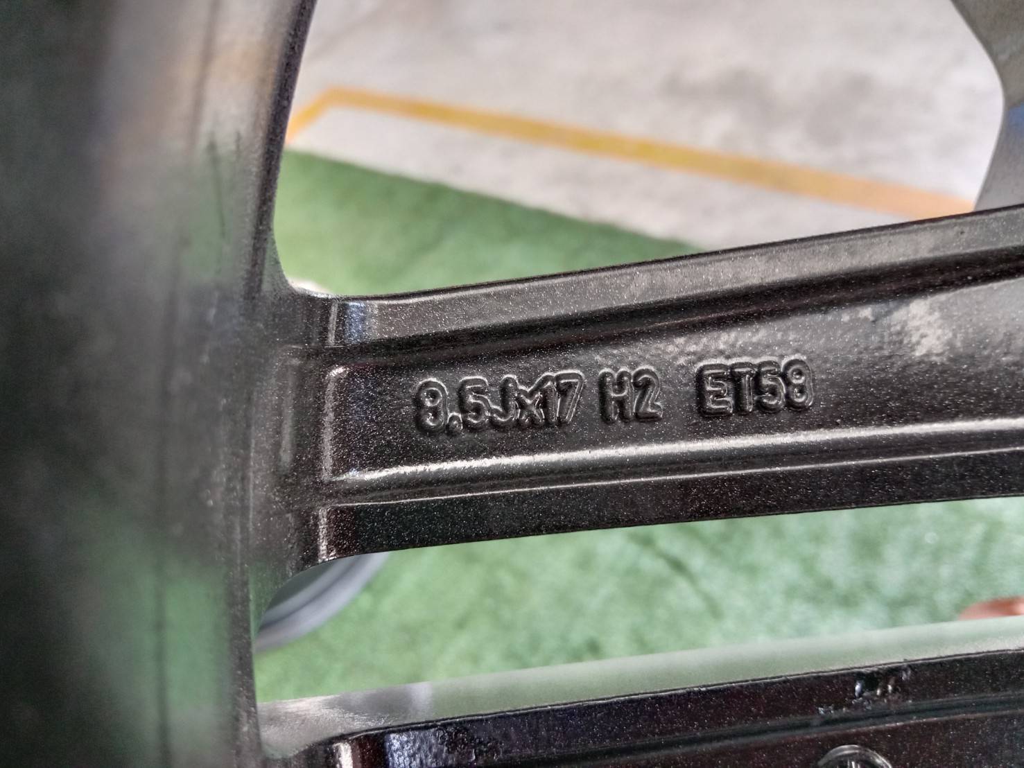 ล้อแท้ AMG w204 6 ก้านคู่