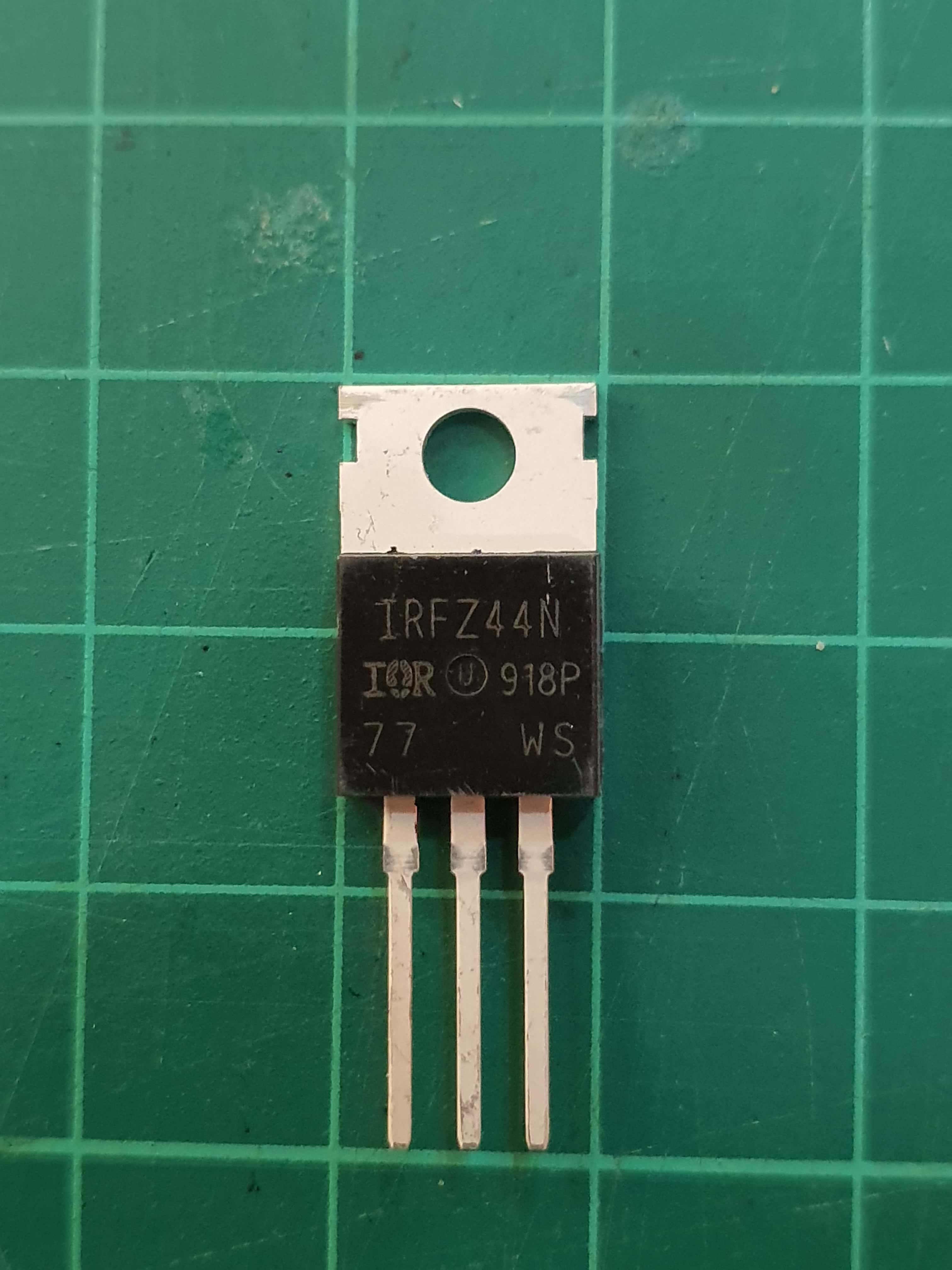 MOSFET IRFZ44N