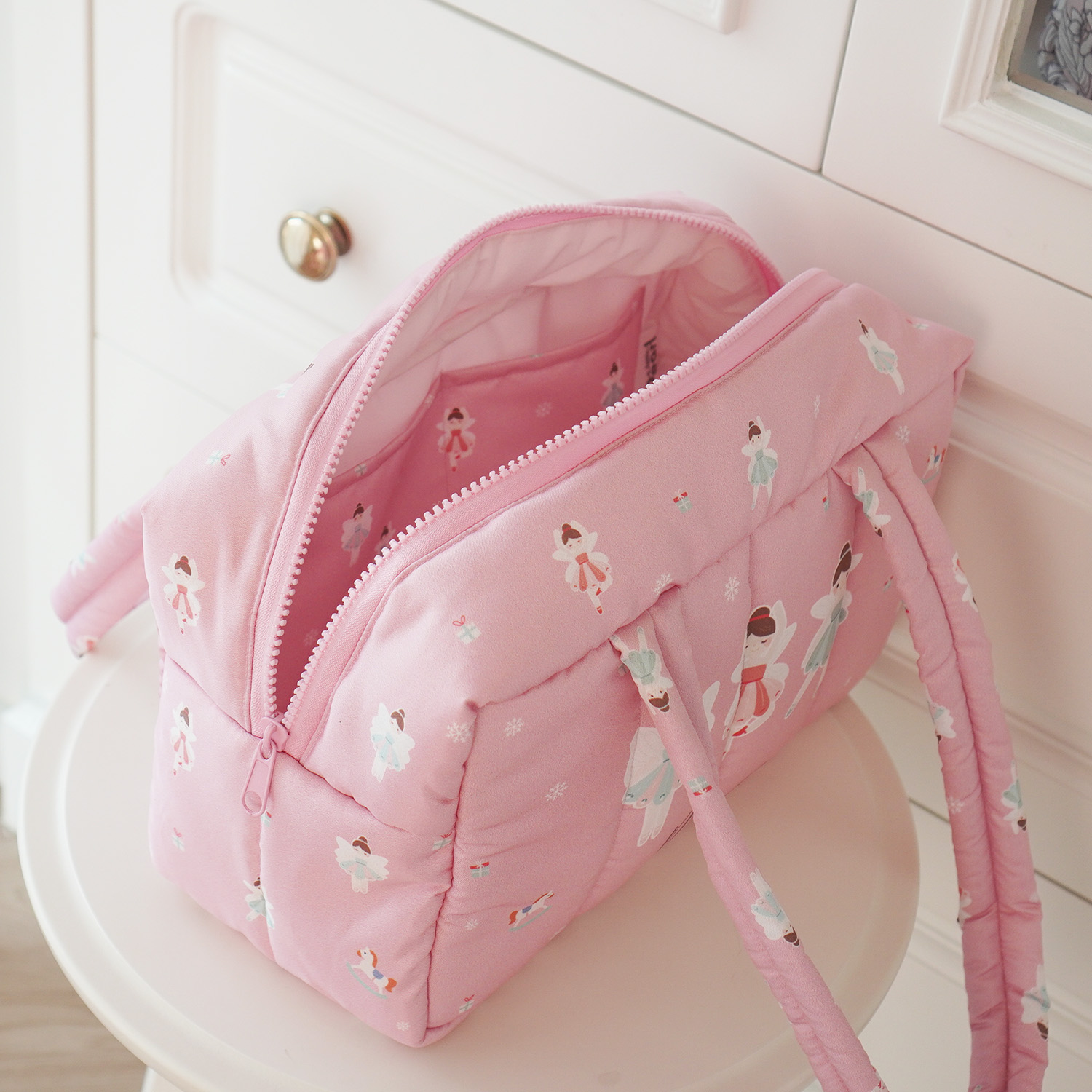 Fluffy Bowling Bag กระเป๋านุ่มนิ่ม ทรง Bowling สั่งทำใส่ข้อความ ลาย Sugar Plum Fairy - Pink