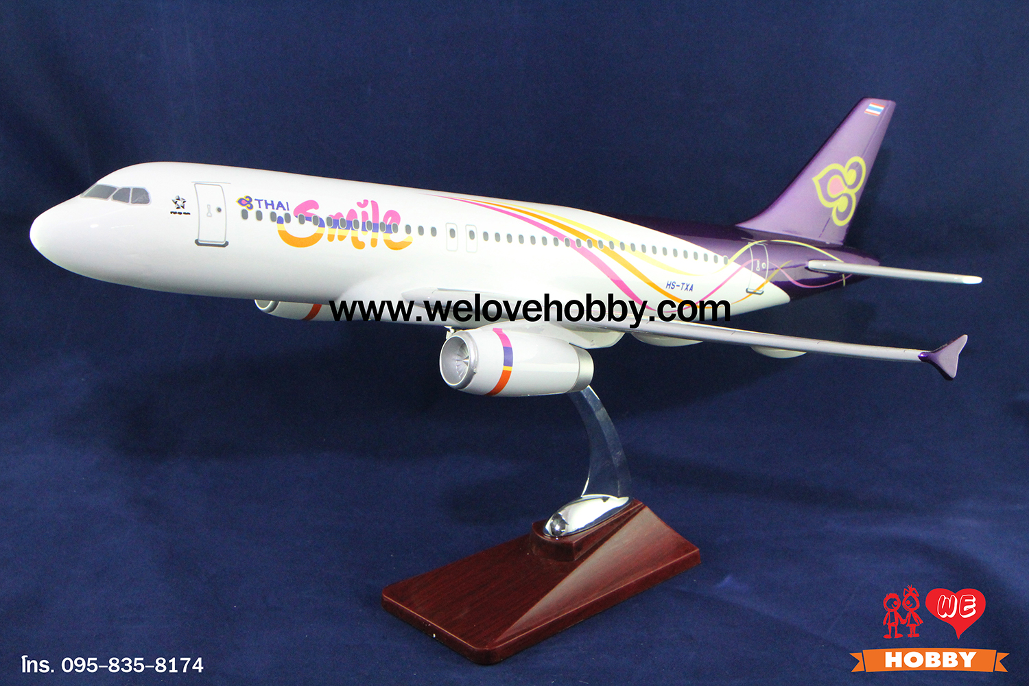 โมเดลเครื่องบินไทยสมายด์ Thai Smile (Airbus A320) 2ไอพ่น ลำใหญ่