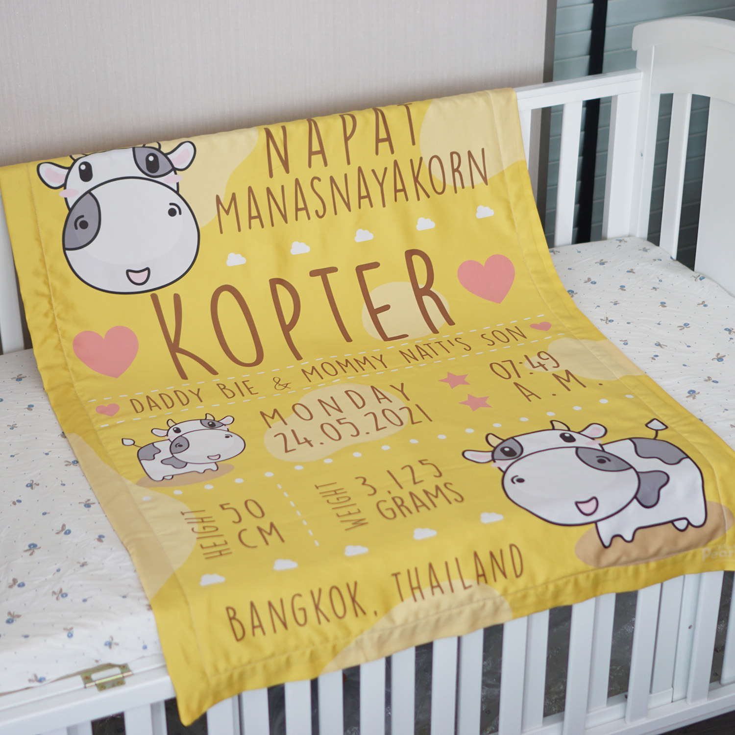 ผ้าห่มเด็ก ใส่ประวัติแรกเกิด ลายวัว Cow1 - Yellow