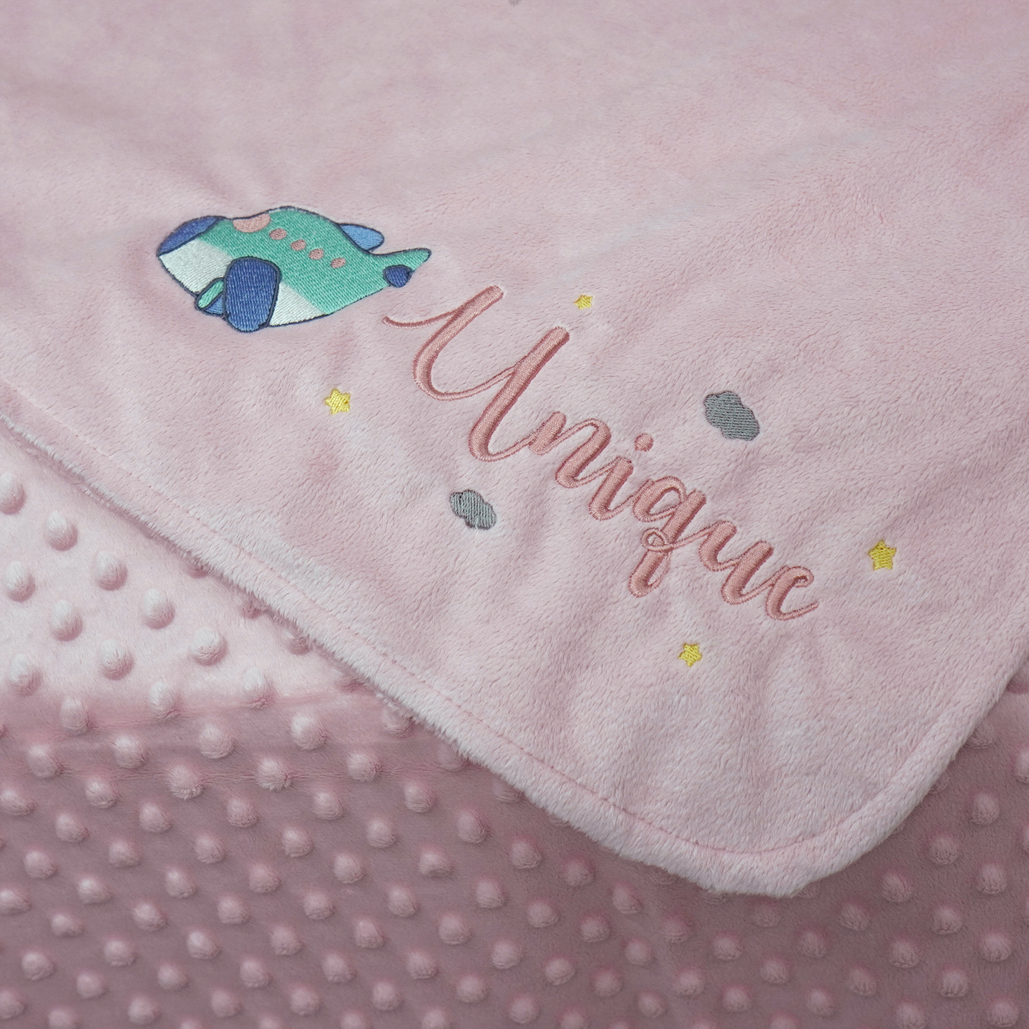ผ้าห่ม Minky - สีชมพู 75x100cm แบบปักชื่อ+การ์ตูน - Plane