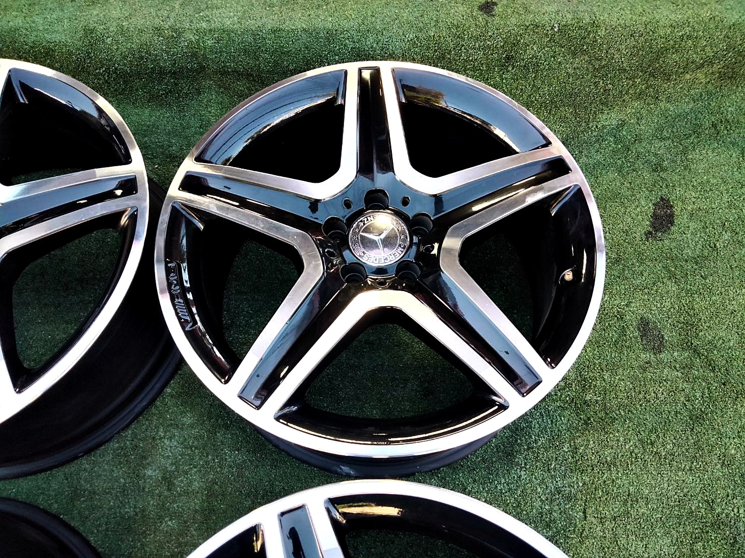 ล้อแท้ AMG ST6 W156 ขอบ 19 นิ้ว